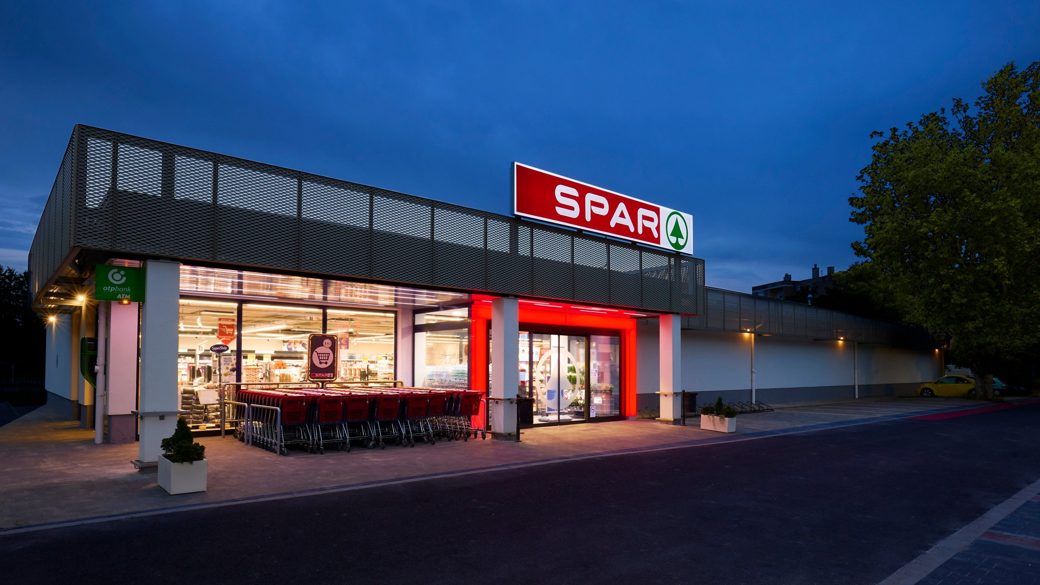 Images SPAR szupermarket