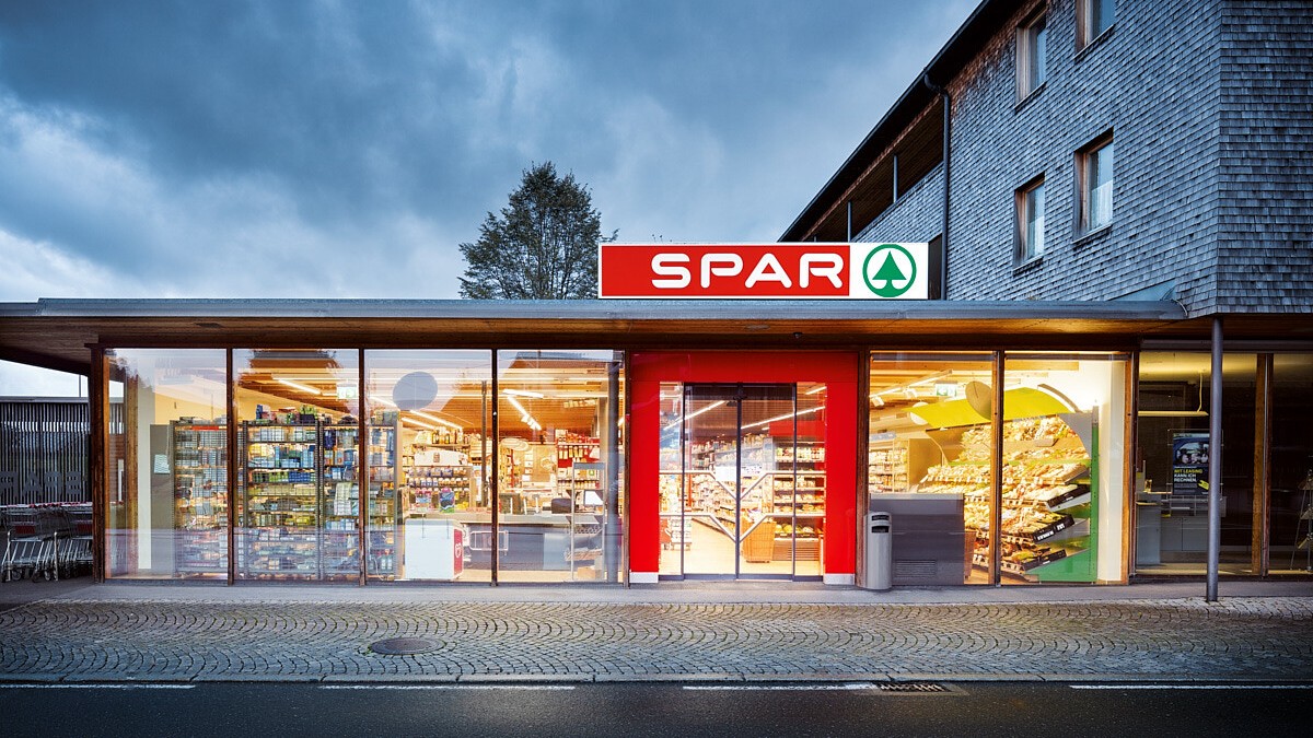 SPAR Schedler Krumbach, Dorf 300 in Krumbach