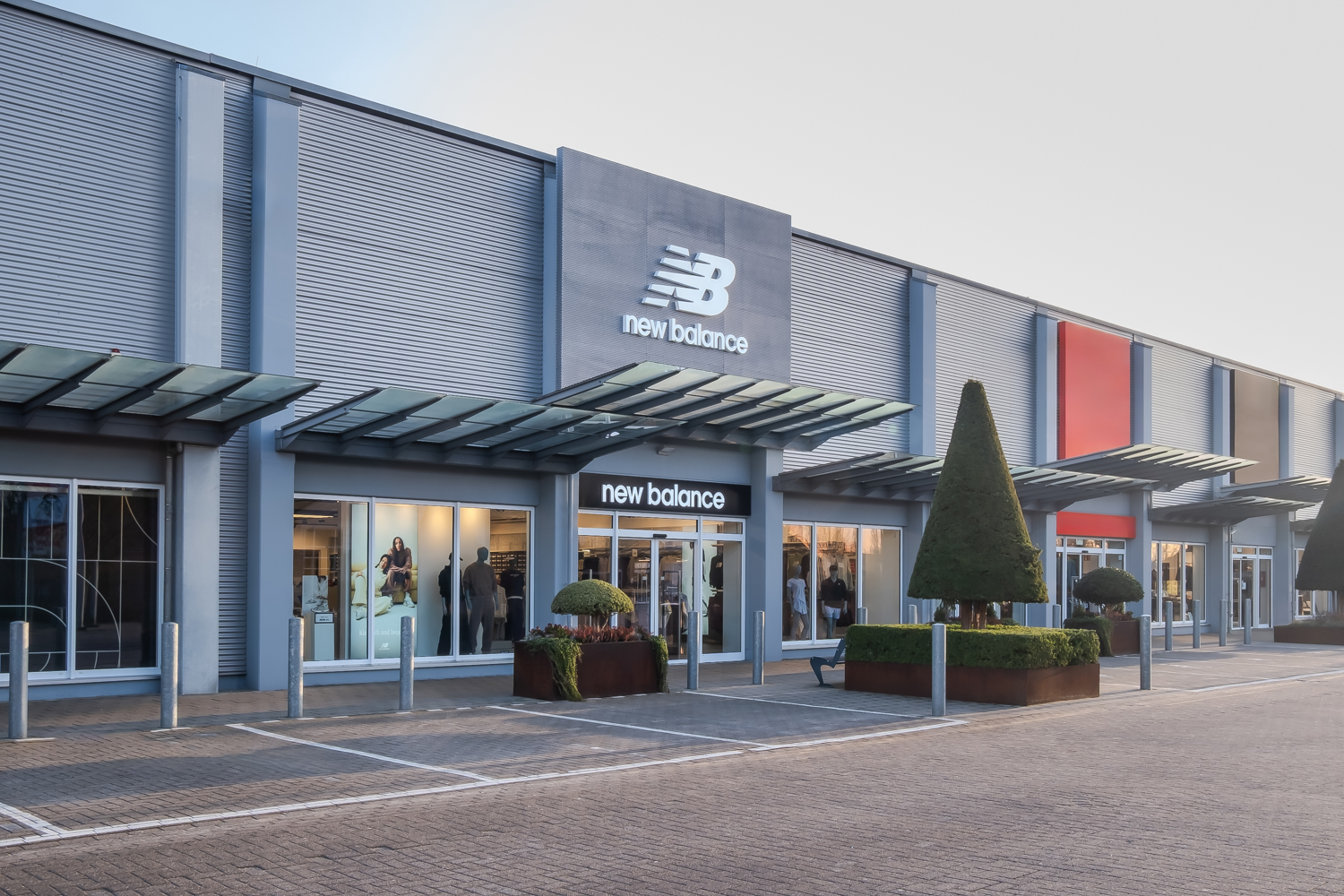 New Balance, Bremer Straße 111A in Stuhr
