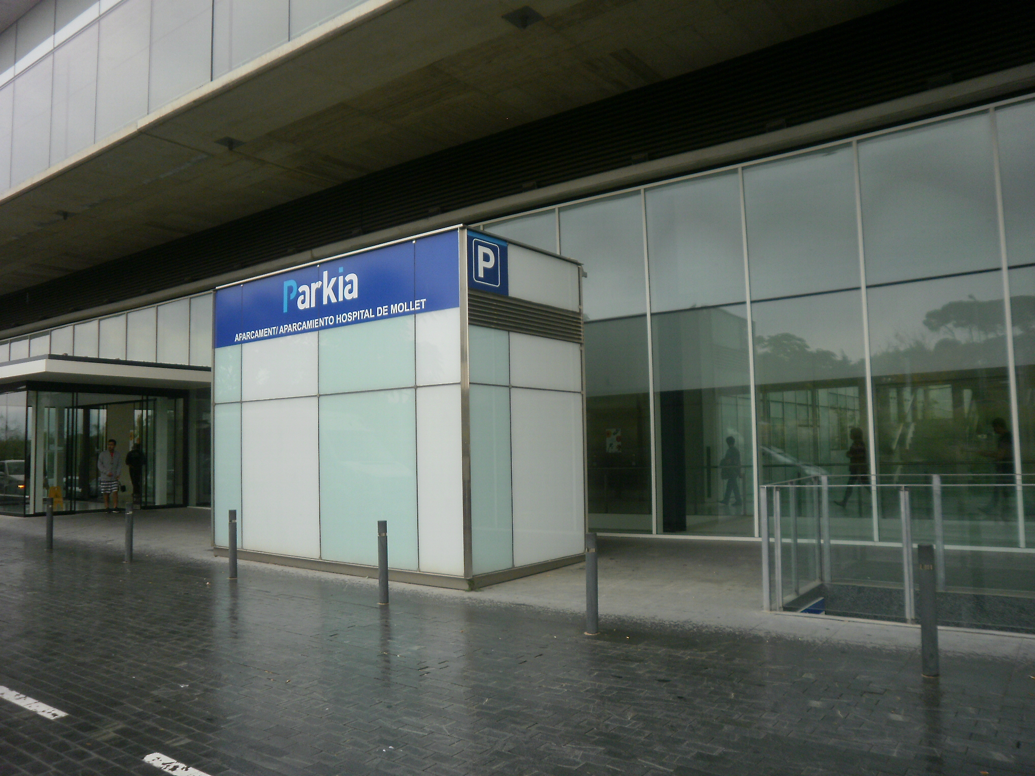 Images Parking PARKIA by INDIGO en Hospital de Mollet del Valles. Mollet del vallés. Barcelona