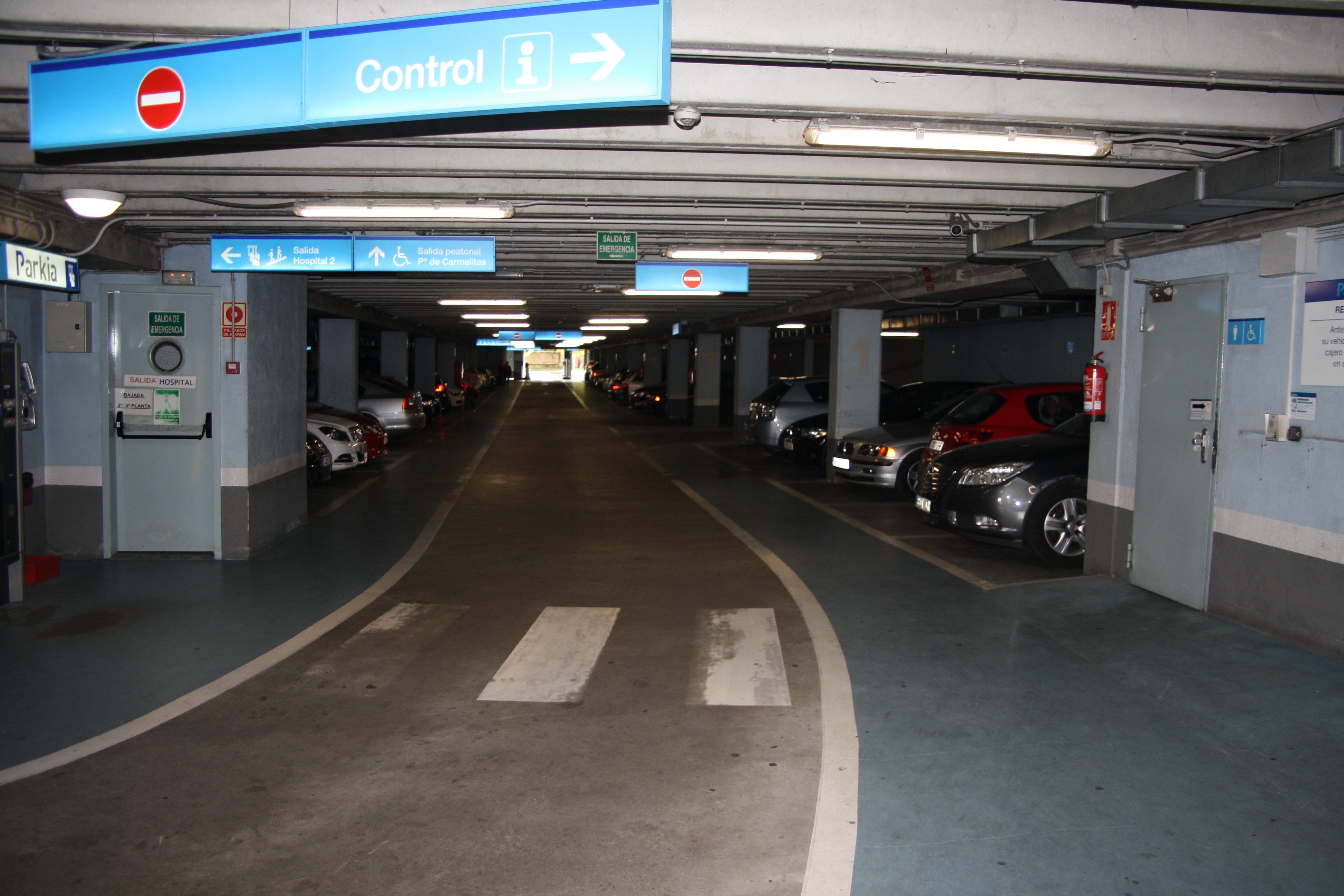 Images Parking PARKIA by INDIGO en Hospital Santísima Trinidad. Salamanca