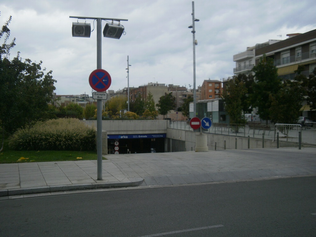 Images Parking PARKIA by INDIGO en Parc de les Pruneres. Mollet del Vallés. Barcelona
