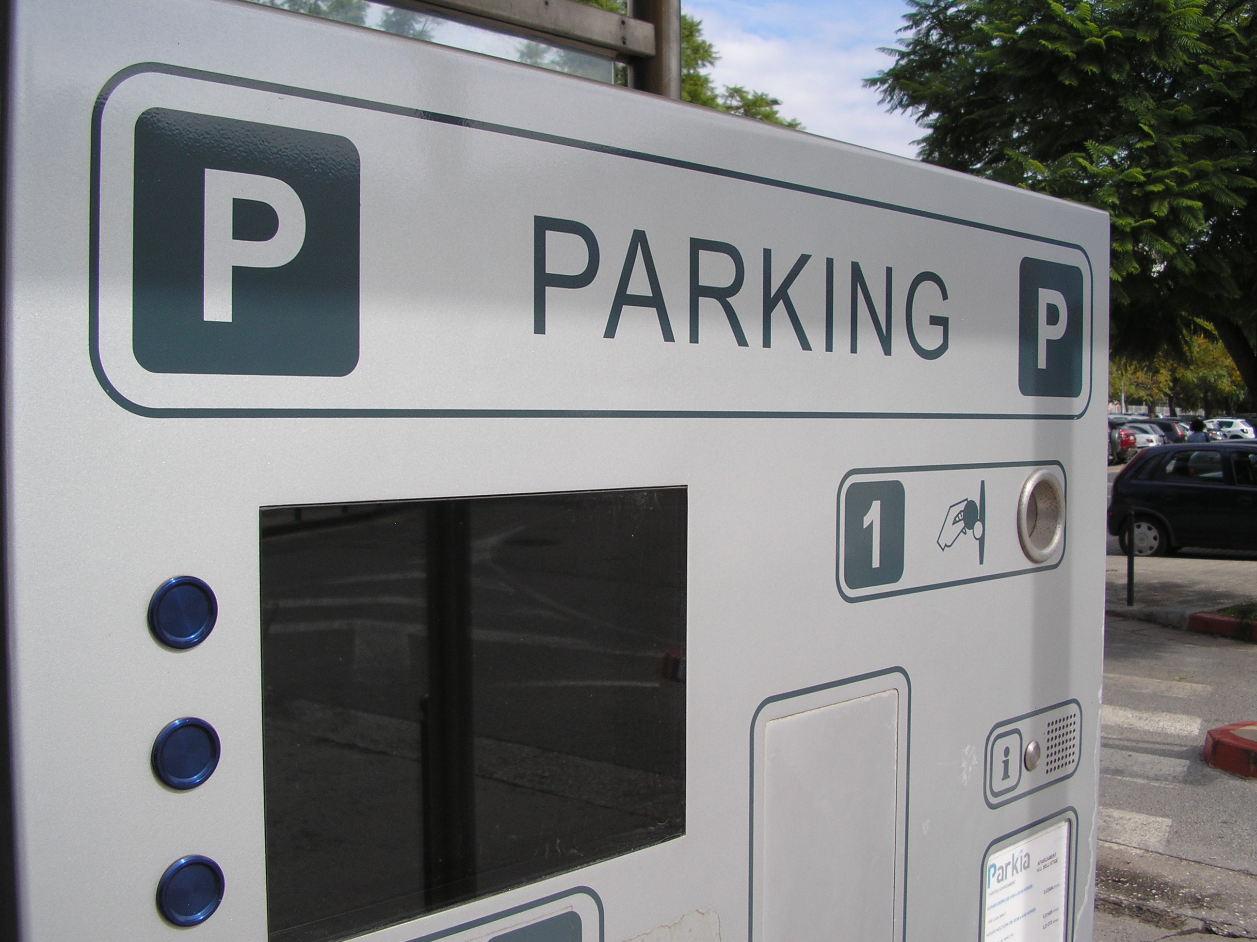 Images Parking PARKIA by INDIGO en Hospital de Bellvitge. Hospitalet de Llobregat. Barcelona