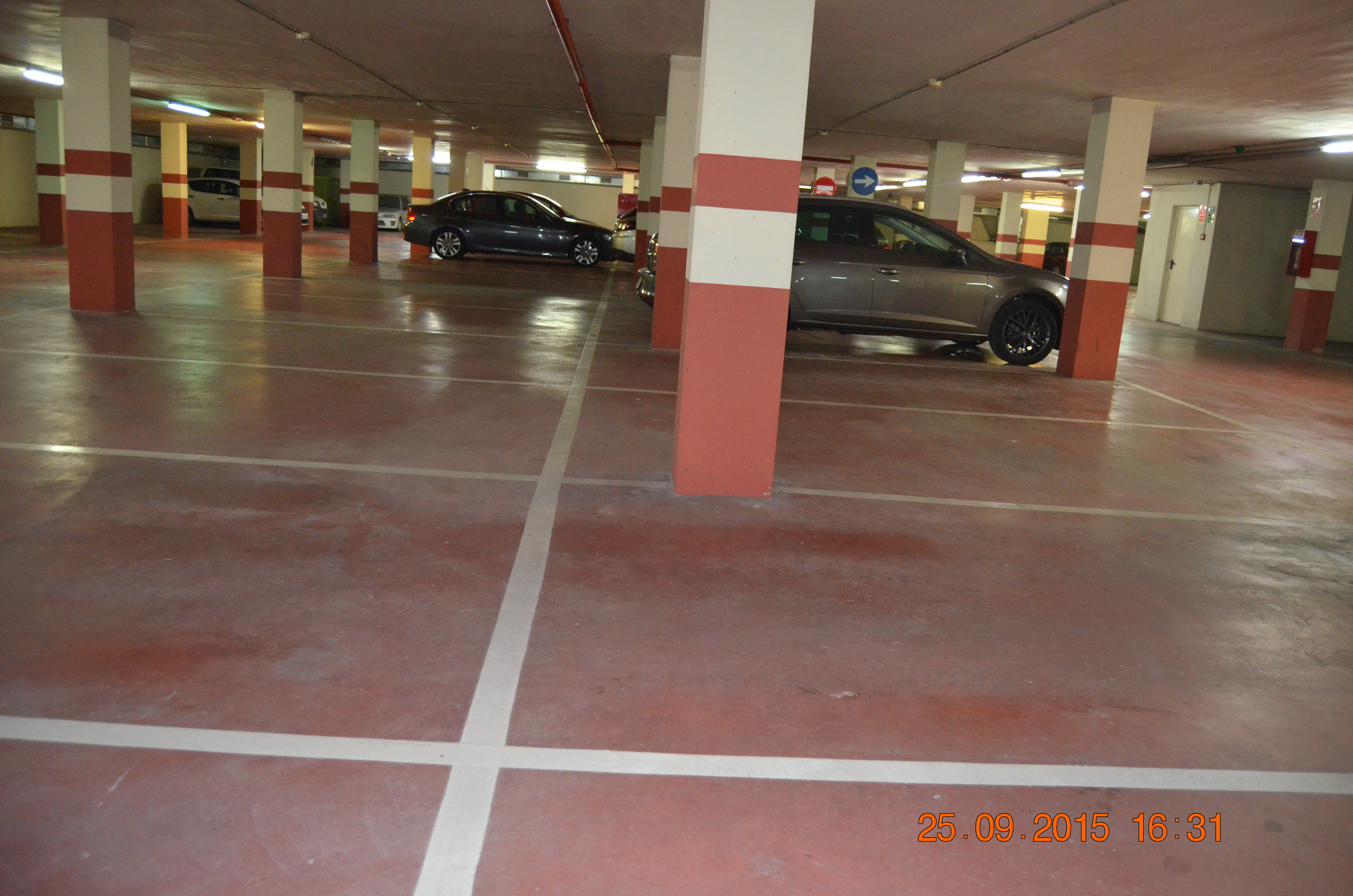 Images Parking PARKIA by INDIGO en Doctor Güixens. El Vendrell. Tarragona