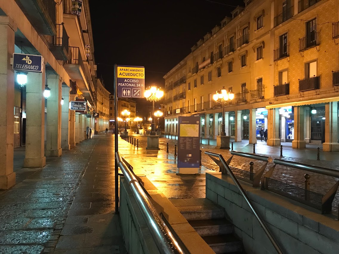 Images Parking PARKIA by INDIGO Segovia para Hoteles