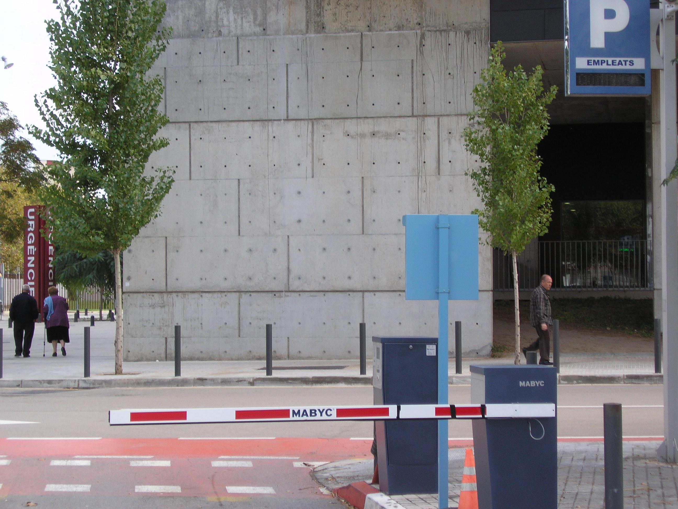 Images Parking PARKIA by INDIGO en Hospital de Bellvitge. Hospitalet de Llobregat. Barcelona