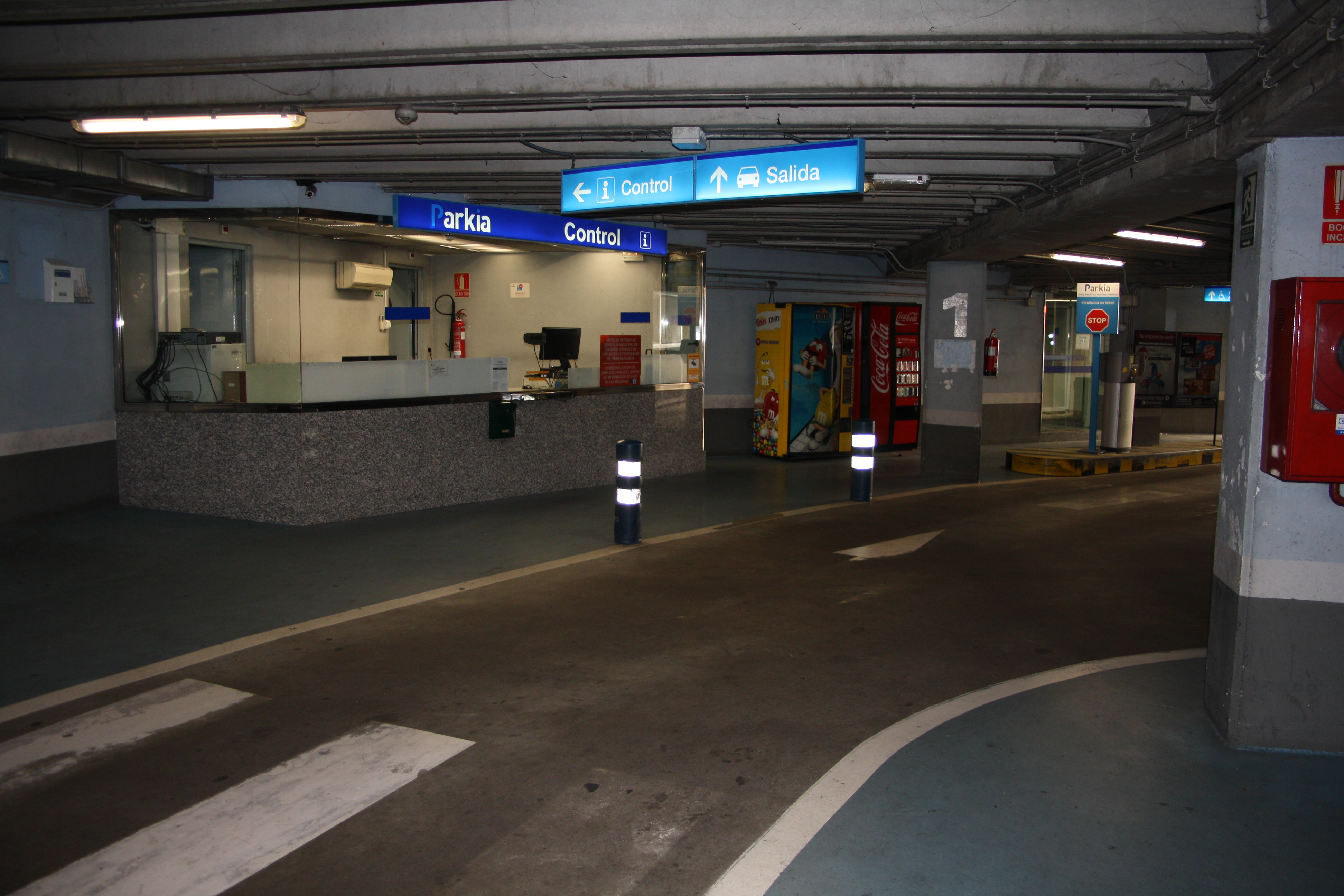 Images Parking PARKIA by INDIGO en Hospital Santísima Trinidad. Salamanca
