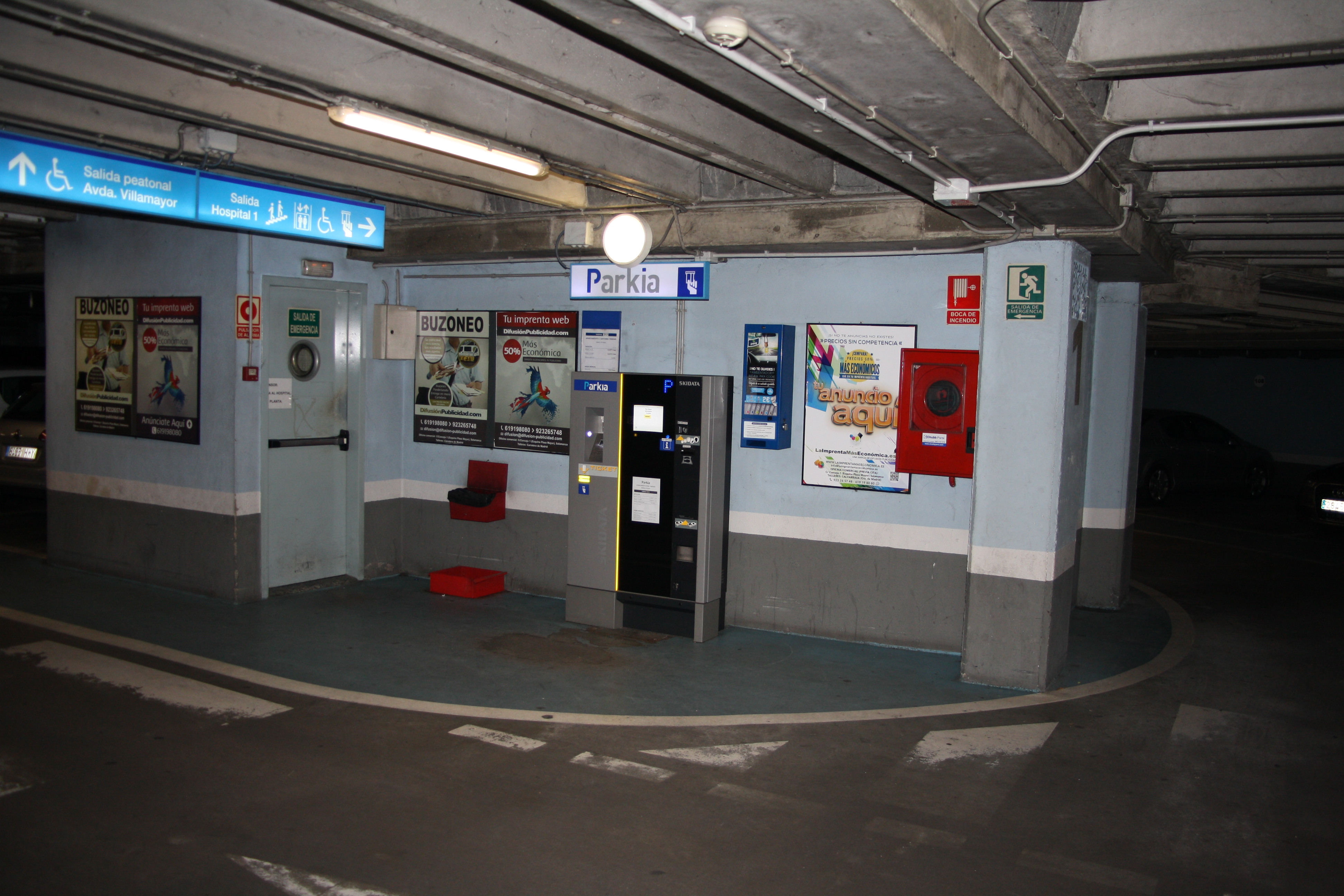Images Parking PARKIA by INDIGO en Hospital Santísima Trinidad. Salamanca