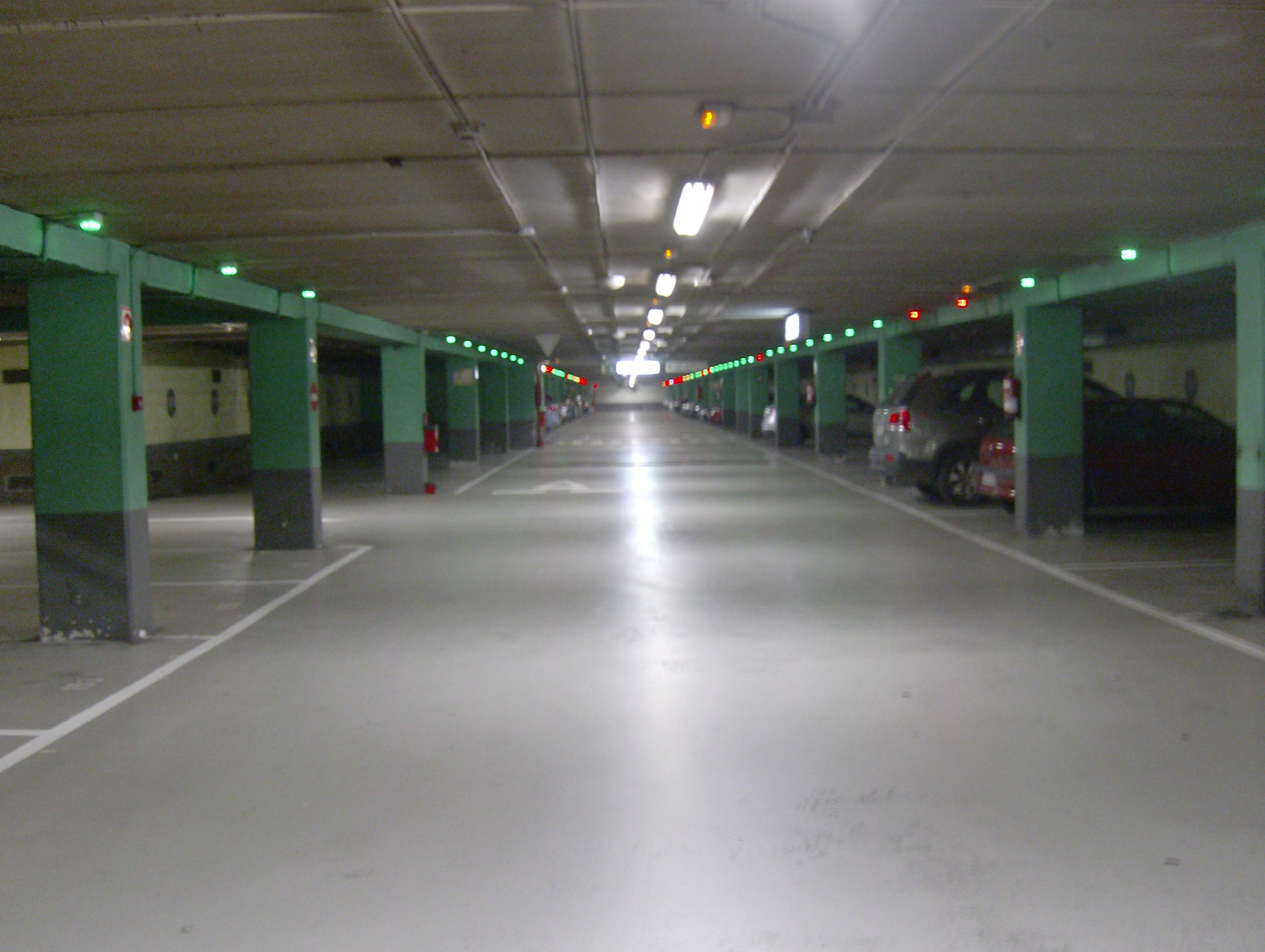 Images Parking PARKIA by INDIGO - Arenal en Bilbao. Céntrico