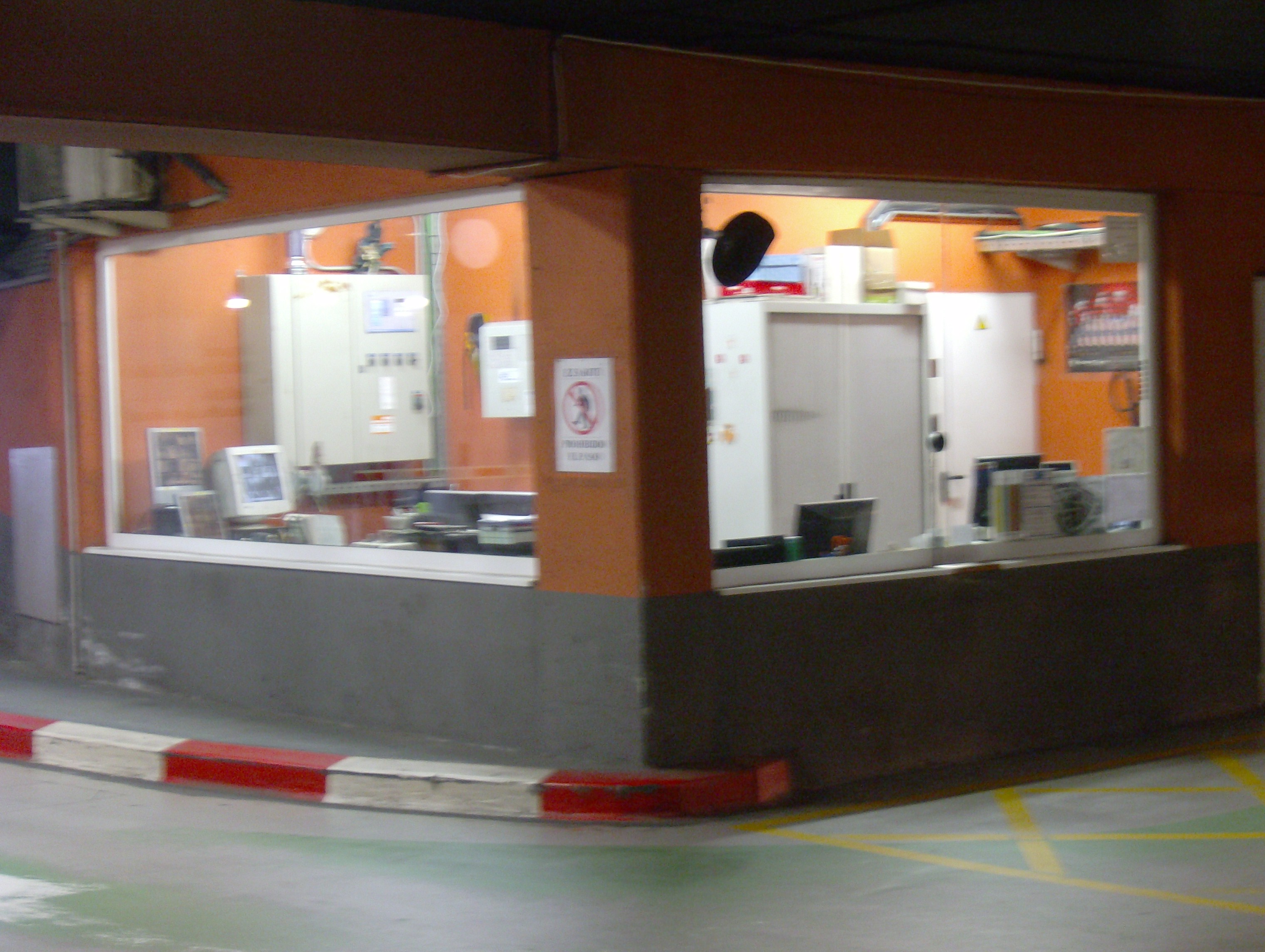 Images Parking PARKIA by INDIGO - Arenal en Bilbao. Céntrico
