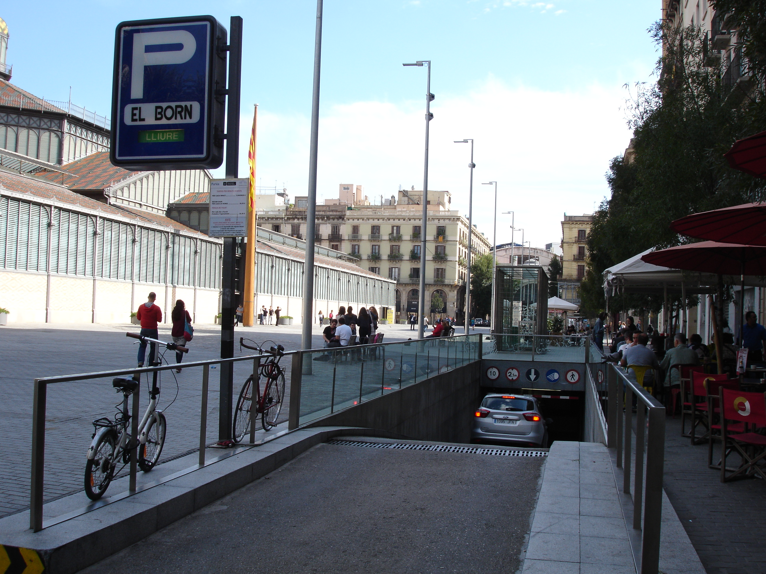 Images Parking PARKIA by INDIGO en El Born. CCM Barcelona