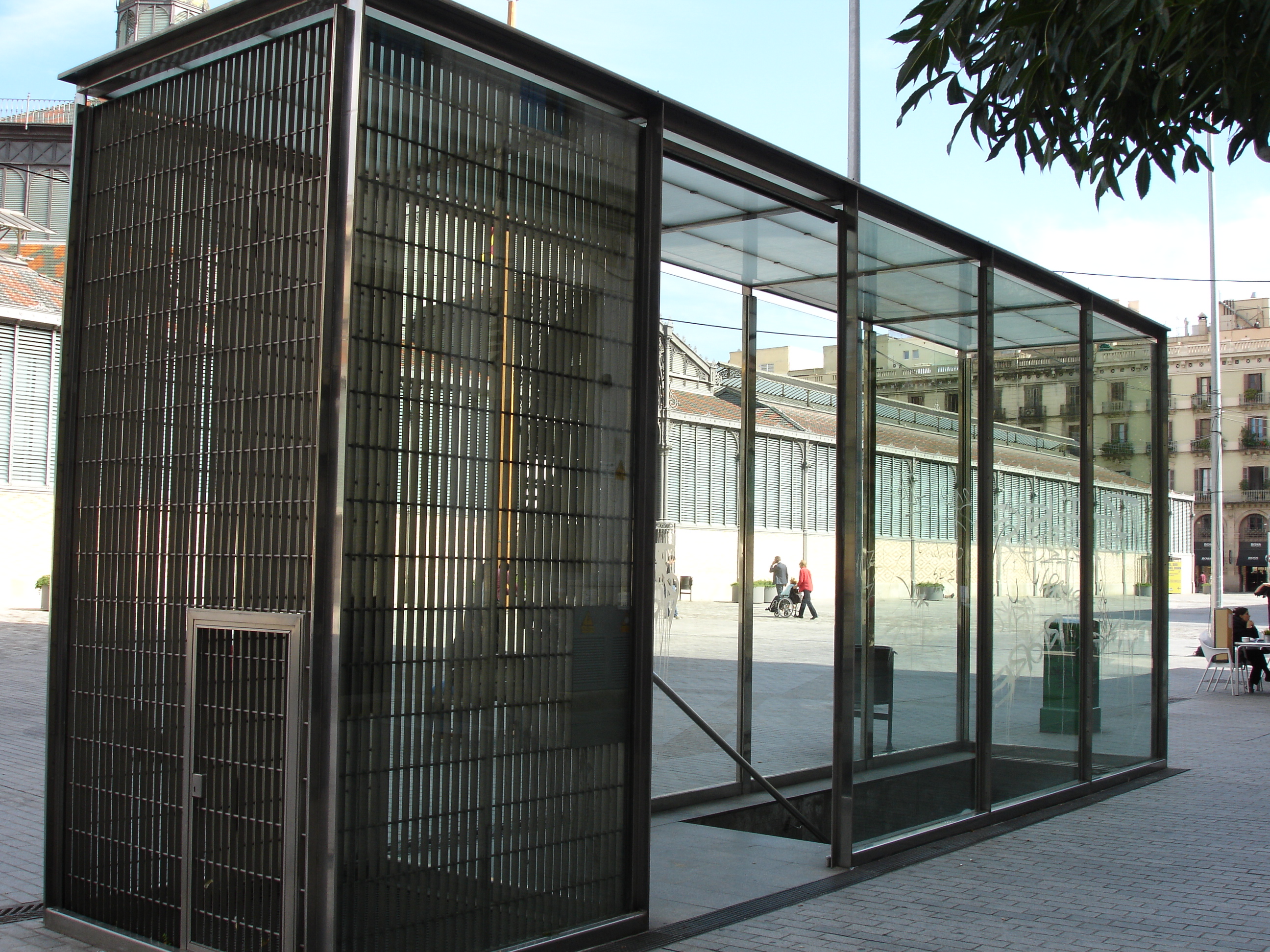Images Parking PARKIA by INDIGO en El Born. CCM Barcelona
