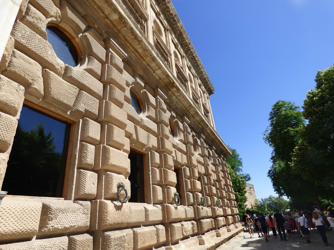 Images Parking PARKIA by INDIGO en La Alhambra de Granada. Granada