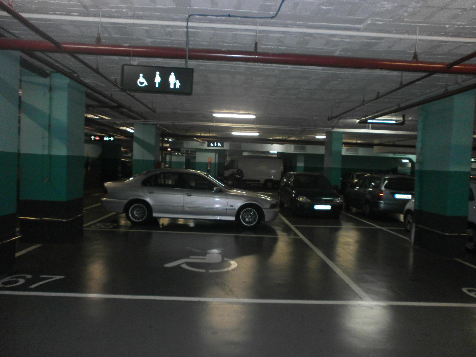 Images Parking PARKIA by INDIGO en Marbell Center. Marbella. Málaga