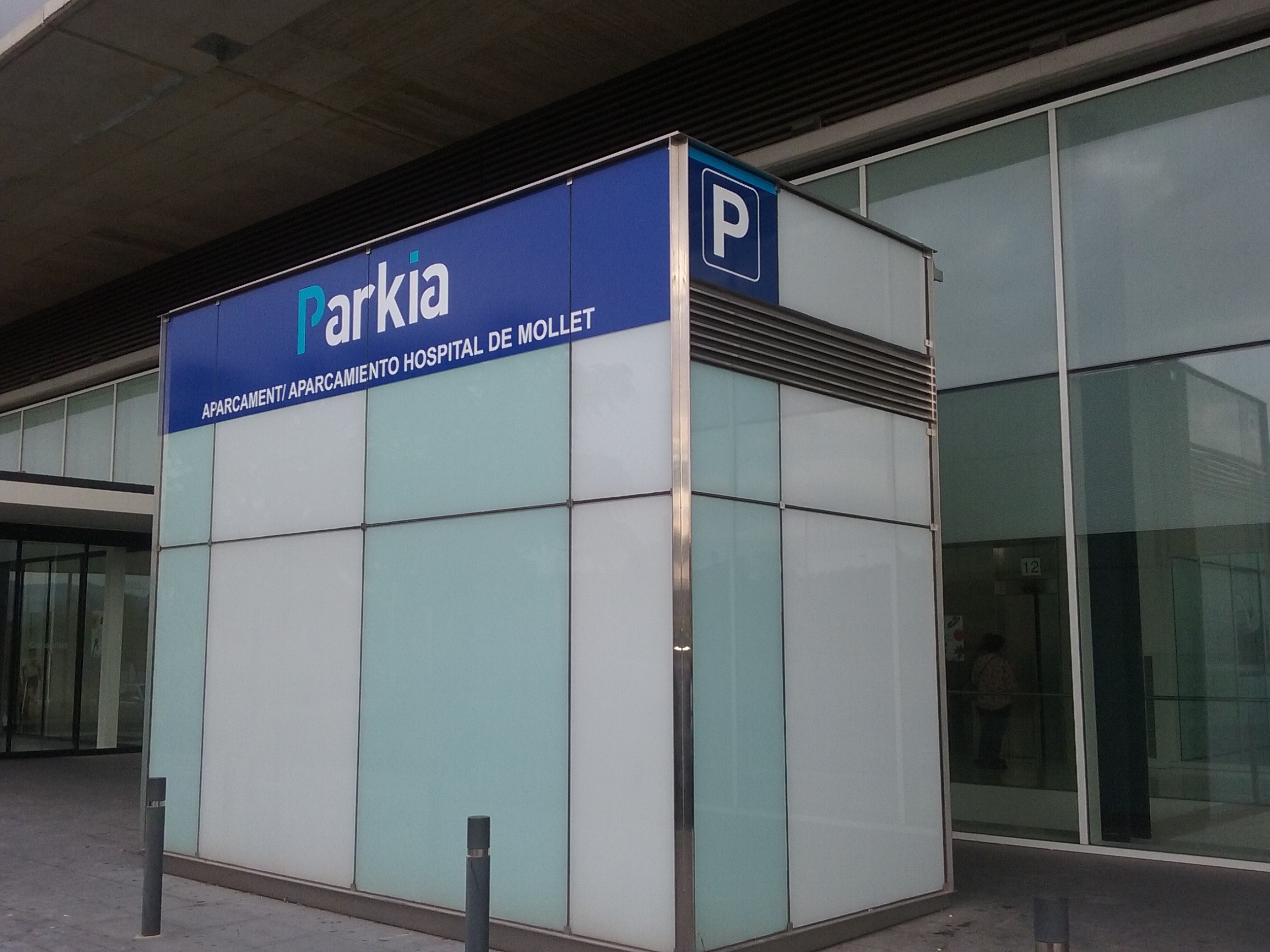 Images Parking PARKIA by INDIGO en Hospital de Mollet del Valles. Mollet del vallés. Barcelona