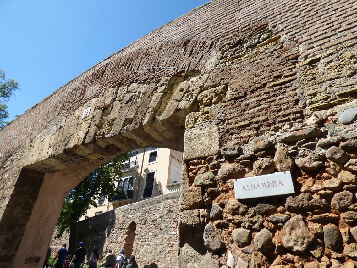 Images Parking PARKIA by INDIGO en La Alhambra de Granada. Granada