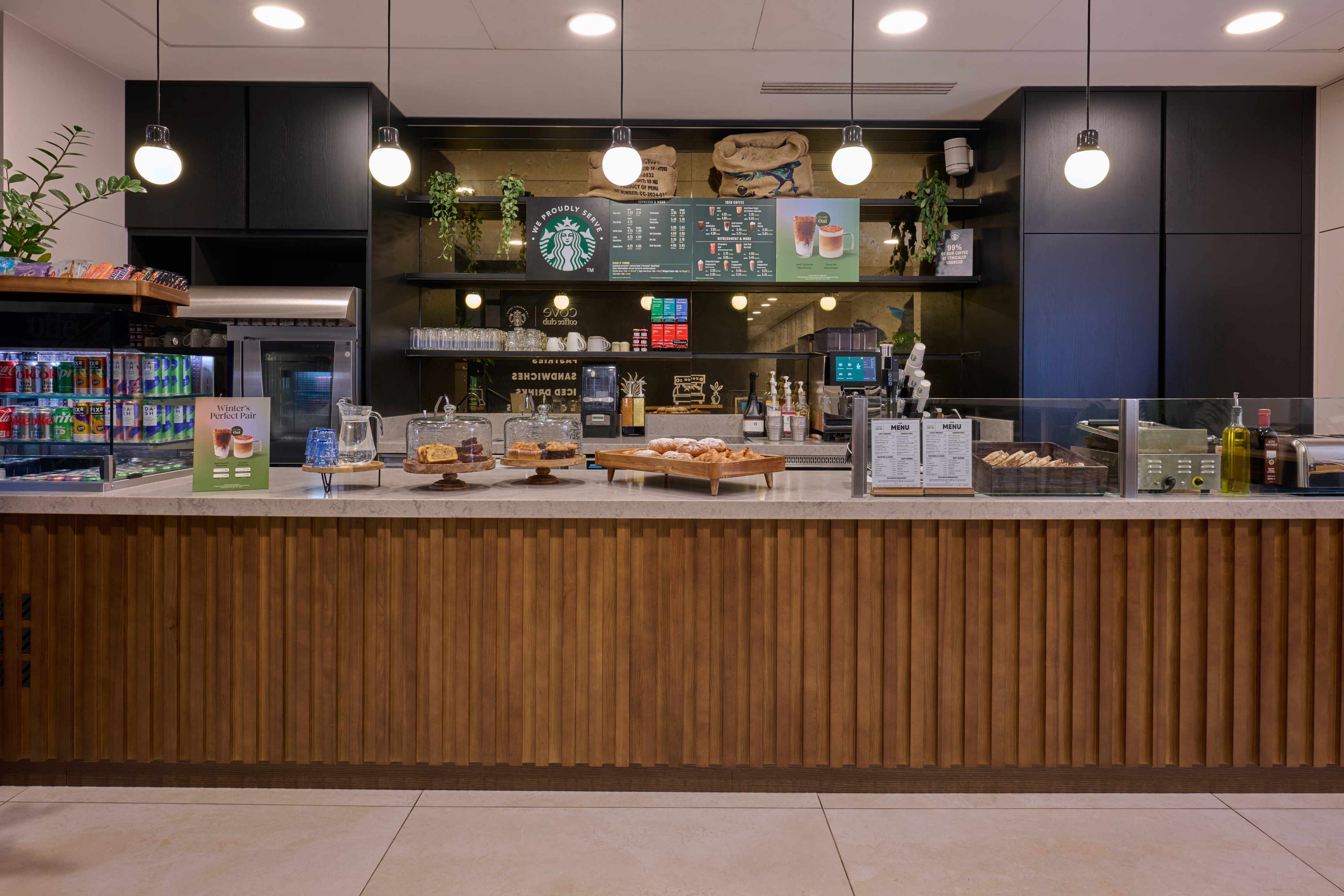 Bar & Restaurant : Cove - Landmark Pinnacle, Canary Wharf