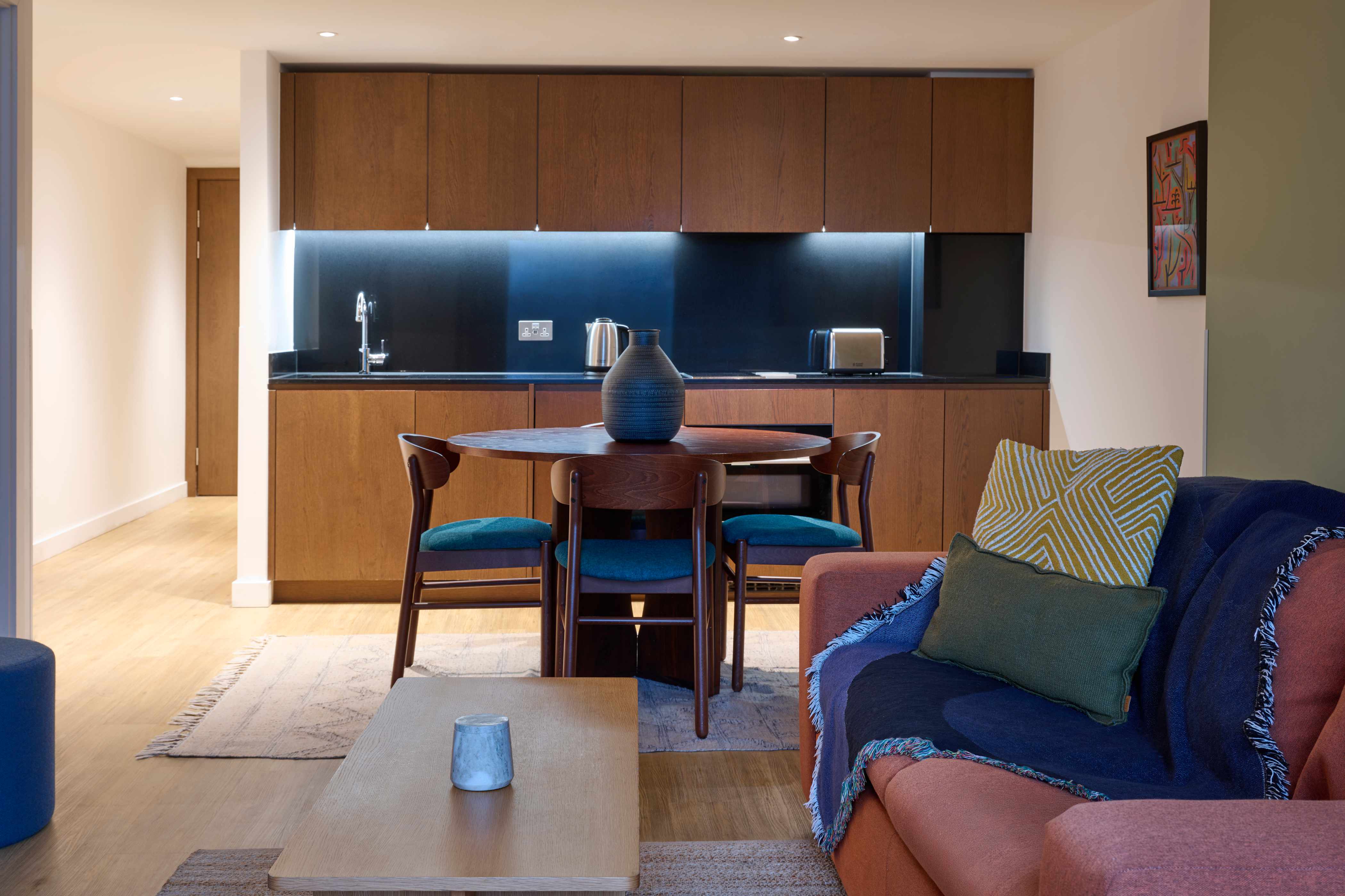 Kitchen : Cove - Landmark Pinnacle, Canary Wharf