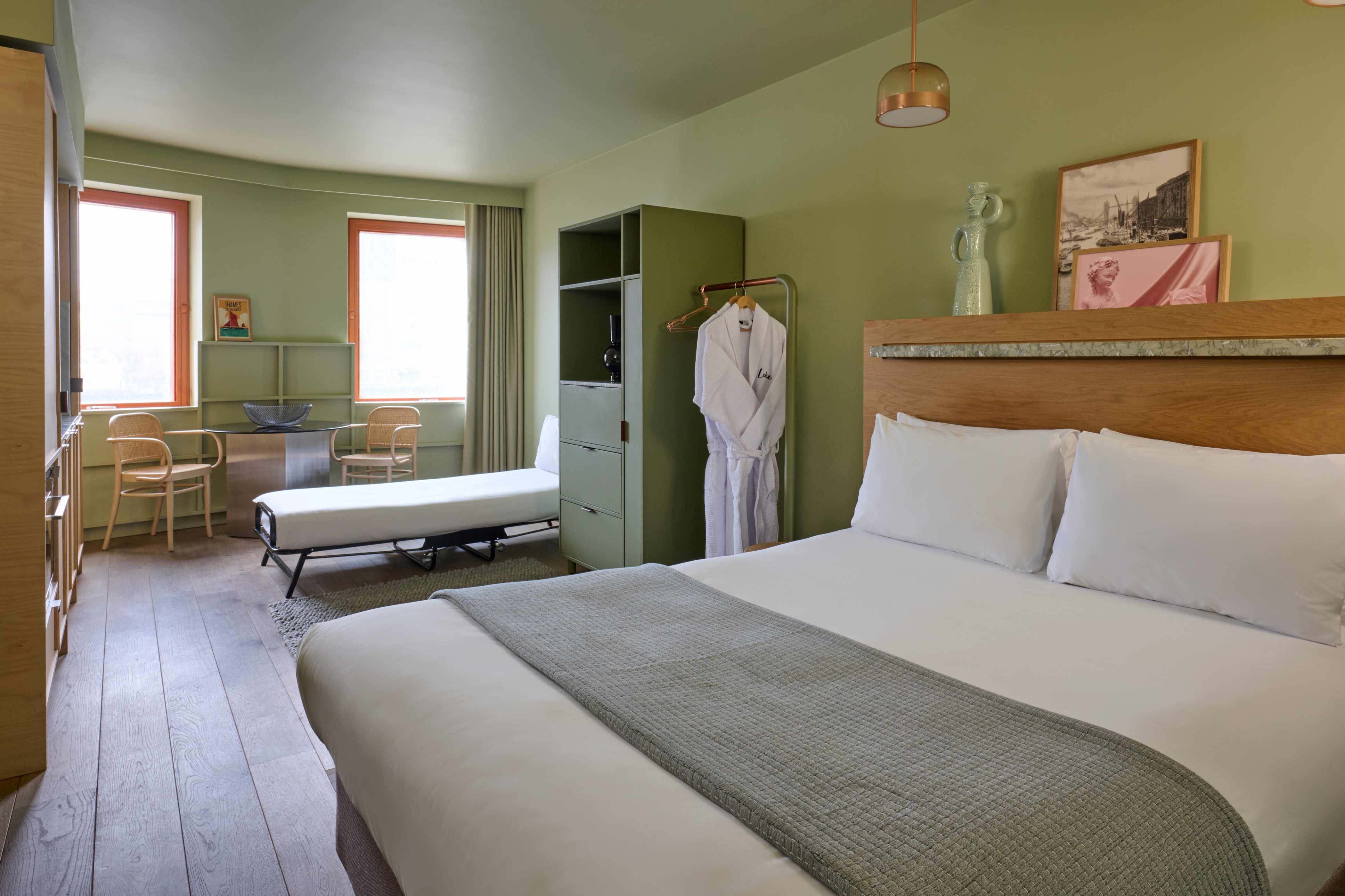 Bedroom : Locke-Studio-Accessible