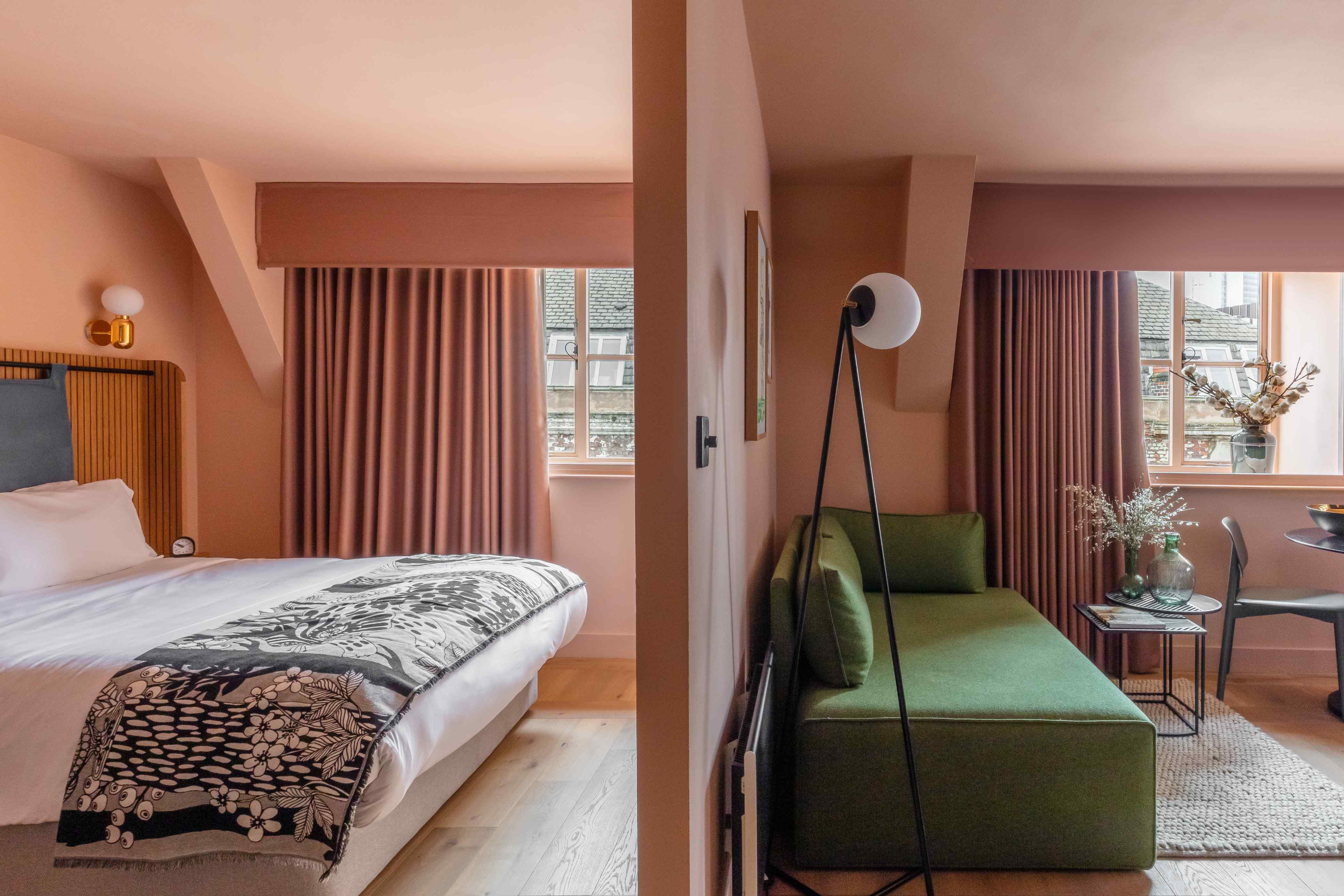 Bedroom : One-Bedroom-Open-Plan-Suite