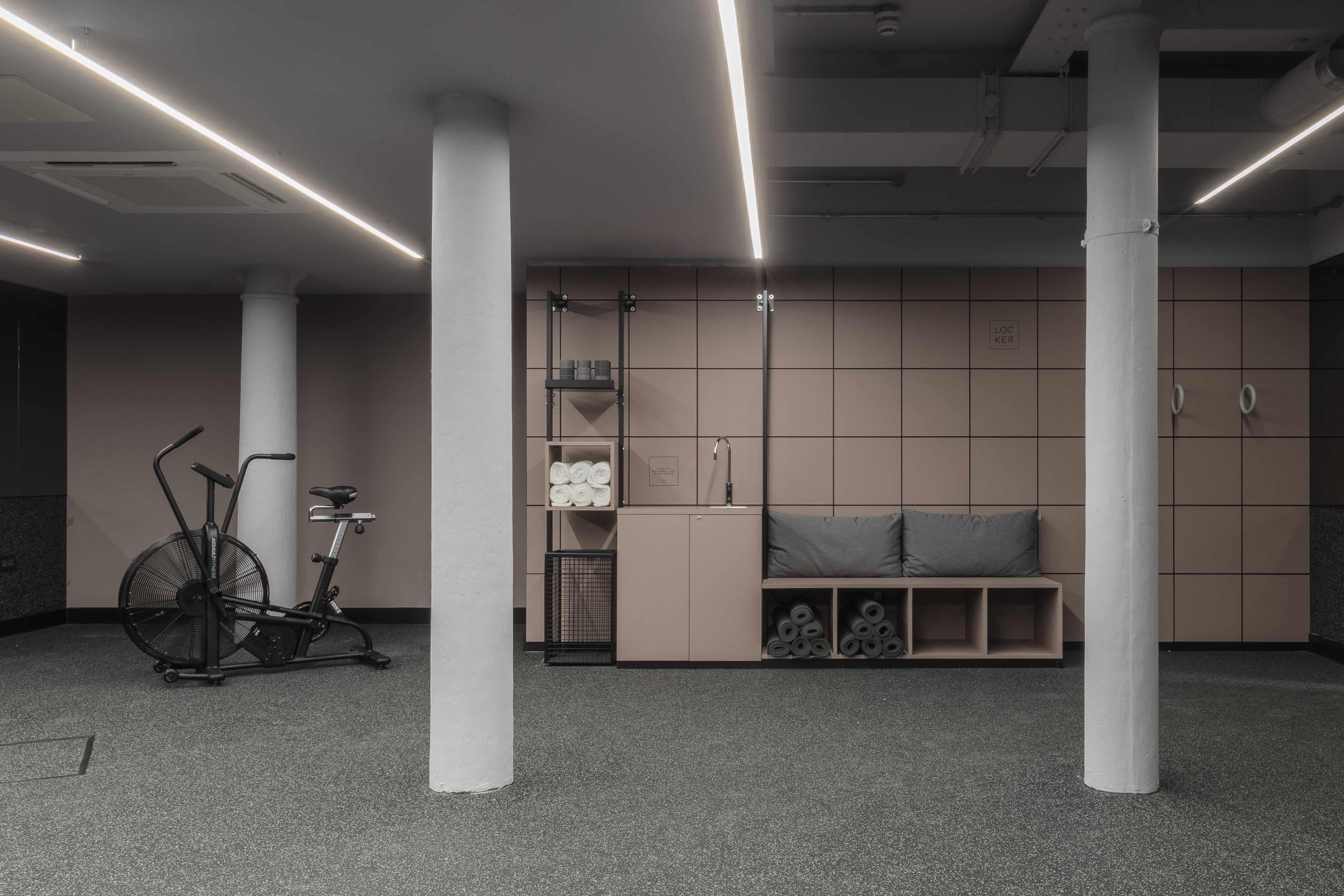Gym : Whitworth Locke, Civic Quarter