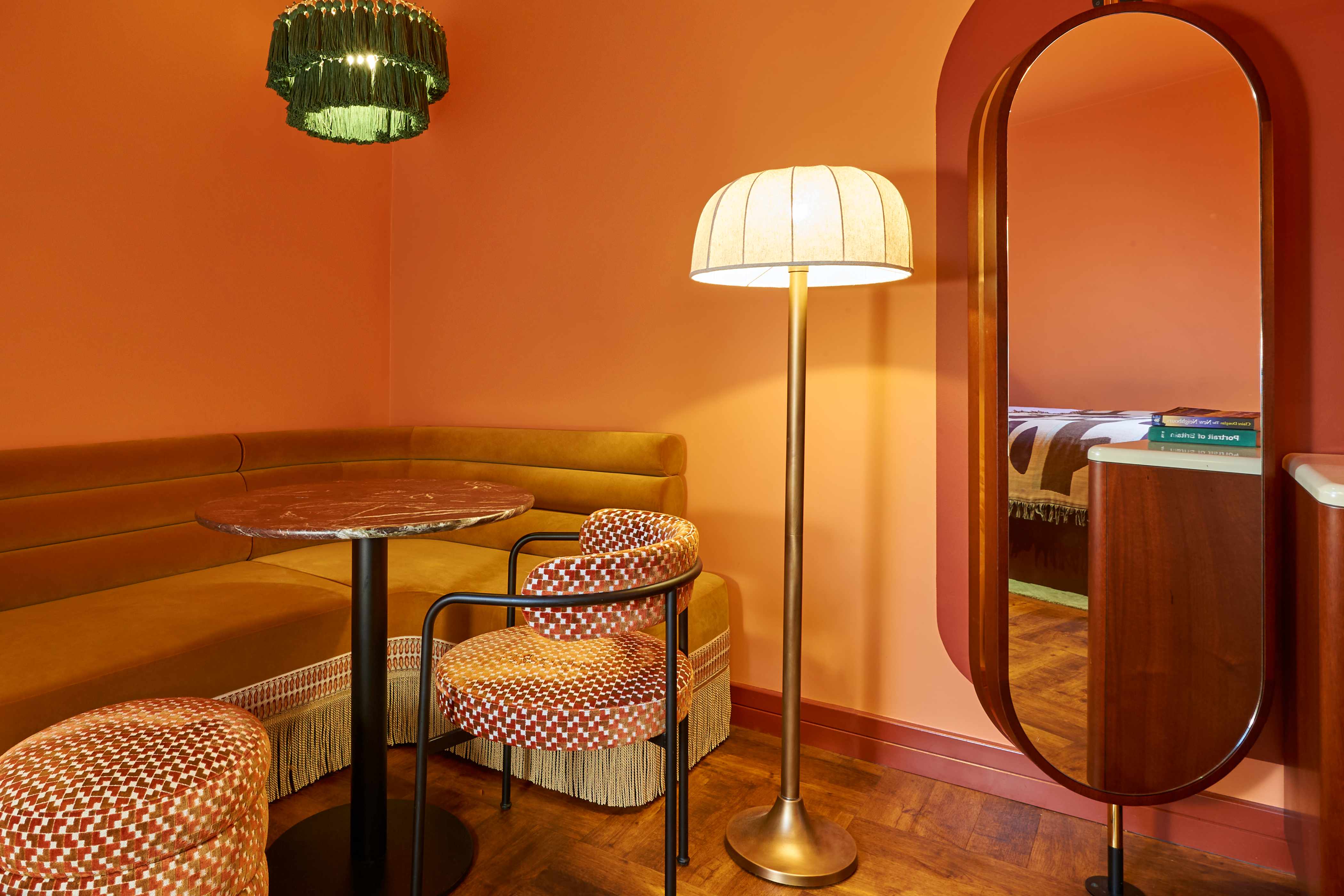 Living Space : Ember Locke, Kensington