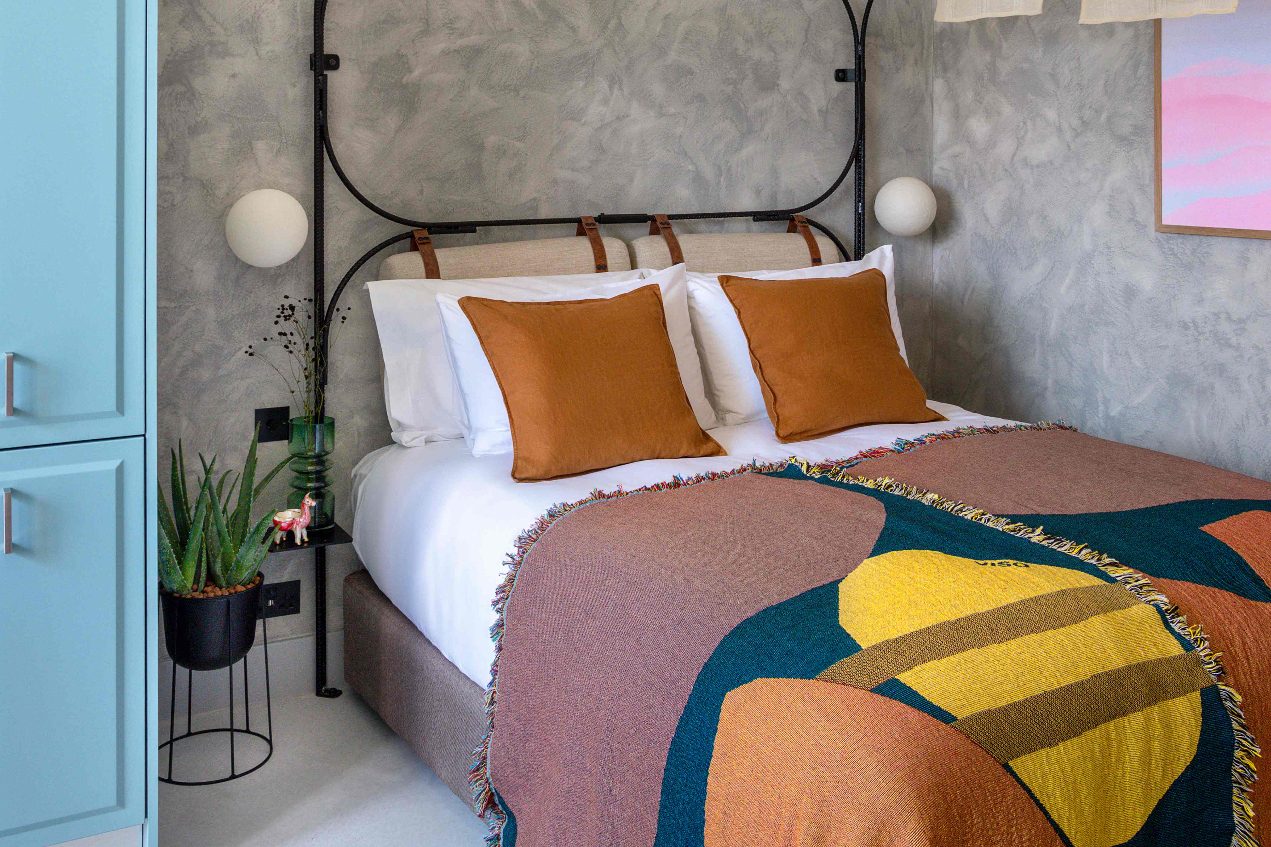 Bedroom : Bermonds Locke, Tower Bridge