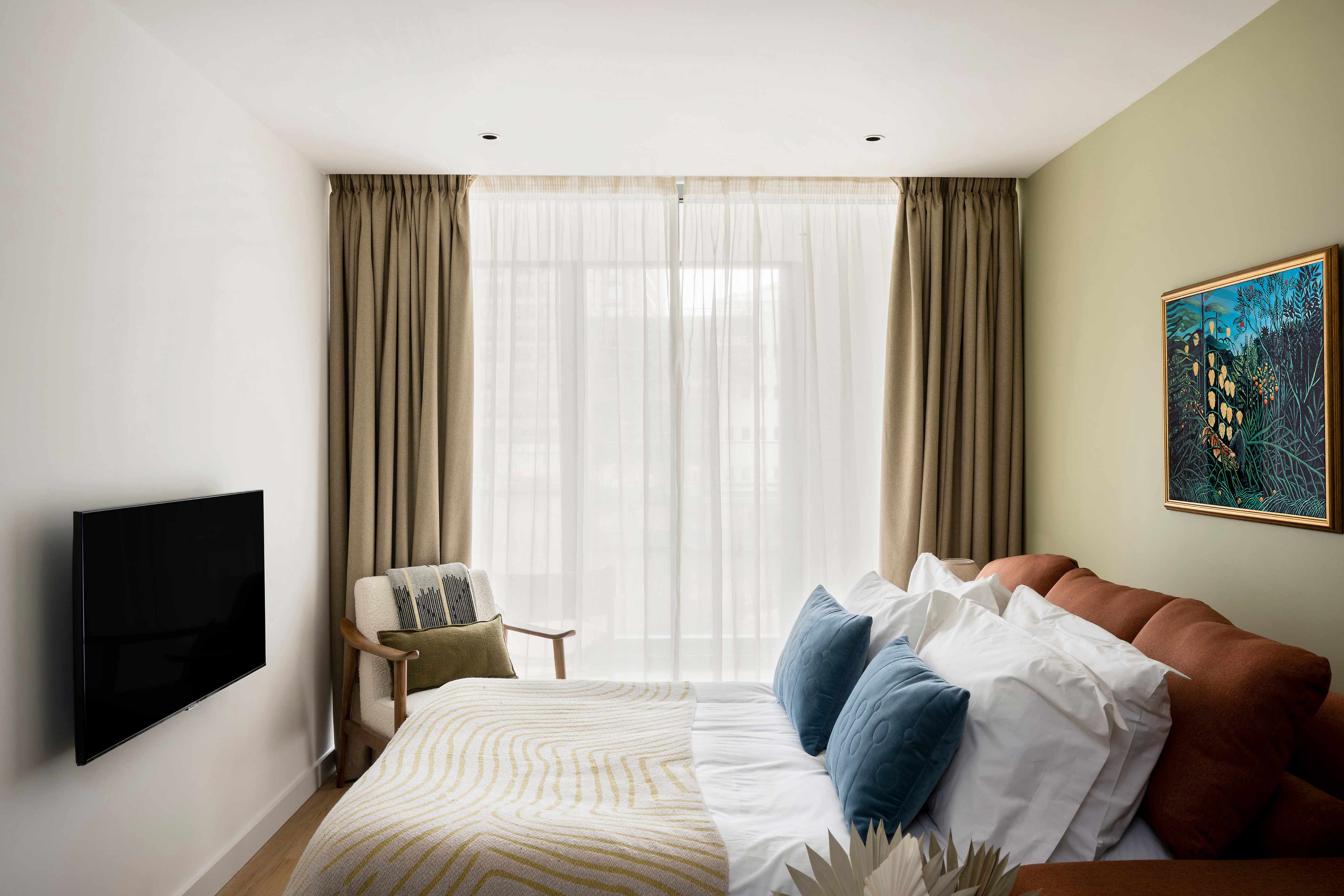 Bedroom : One-Bedroom-Apartment-Accessible