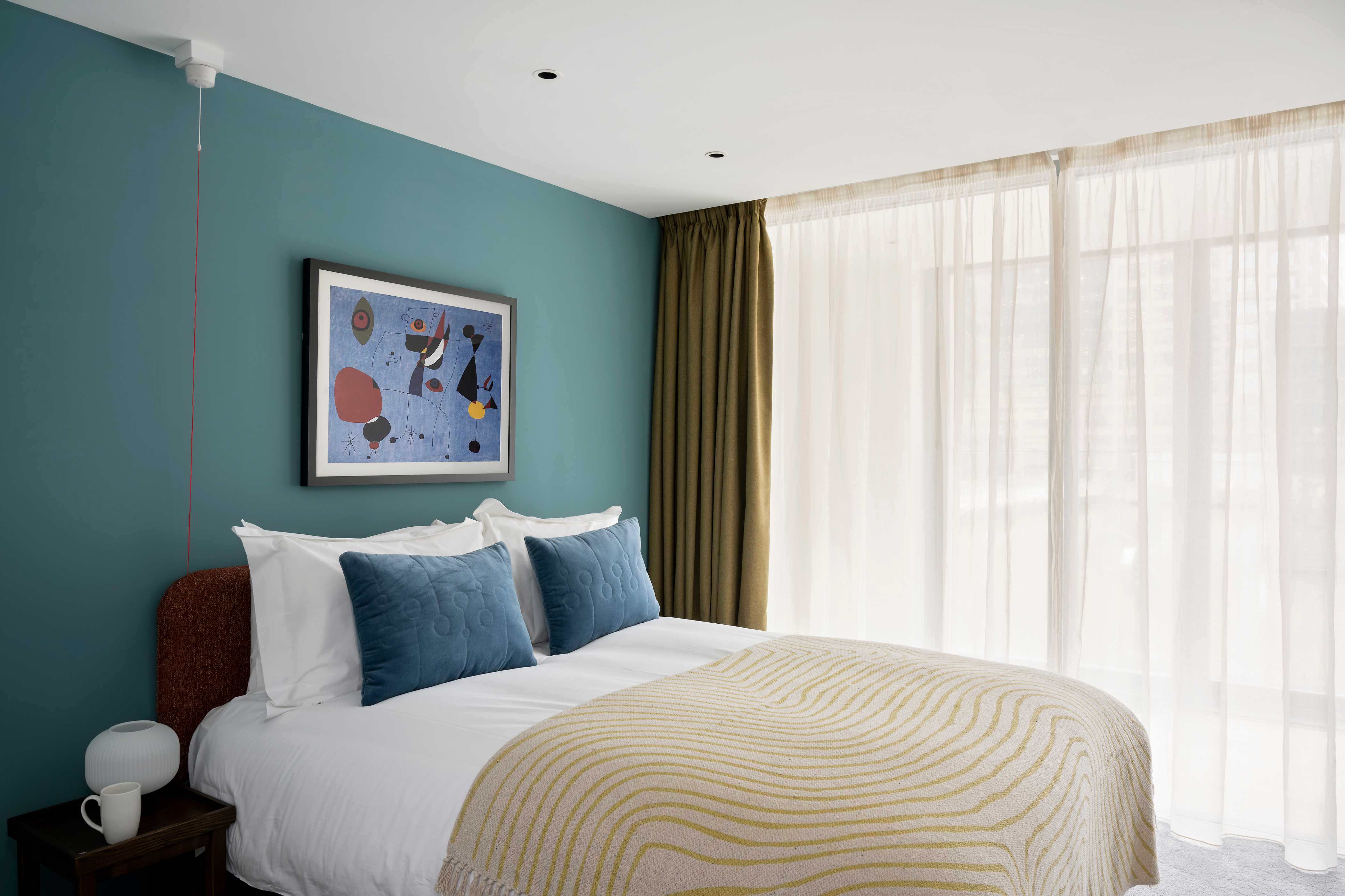 Bedroom : One-Bedroom-Apartment-Accessible