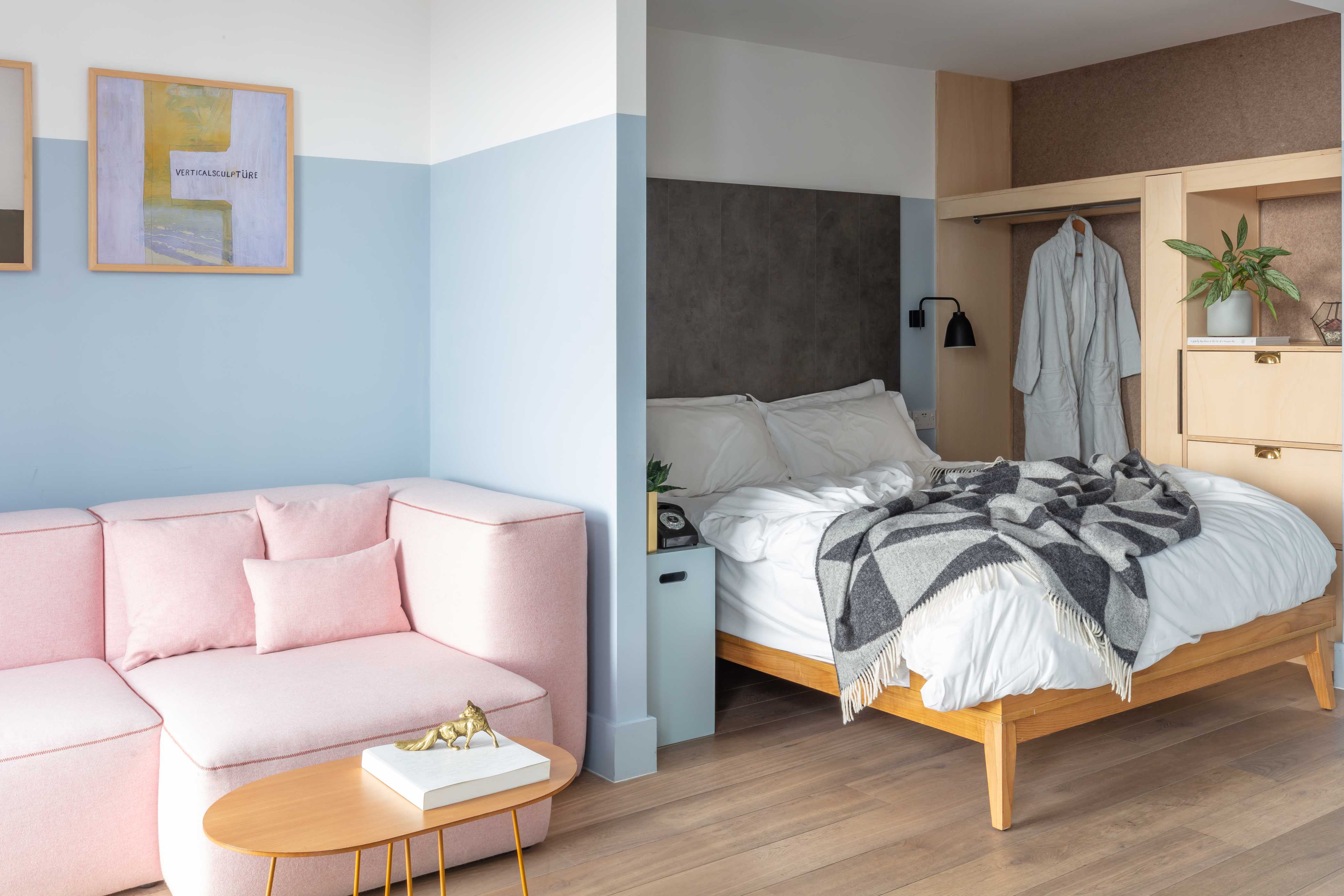 Bedroom: Locke-Studio-Sky-Level