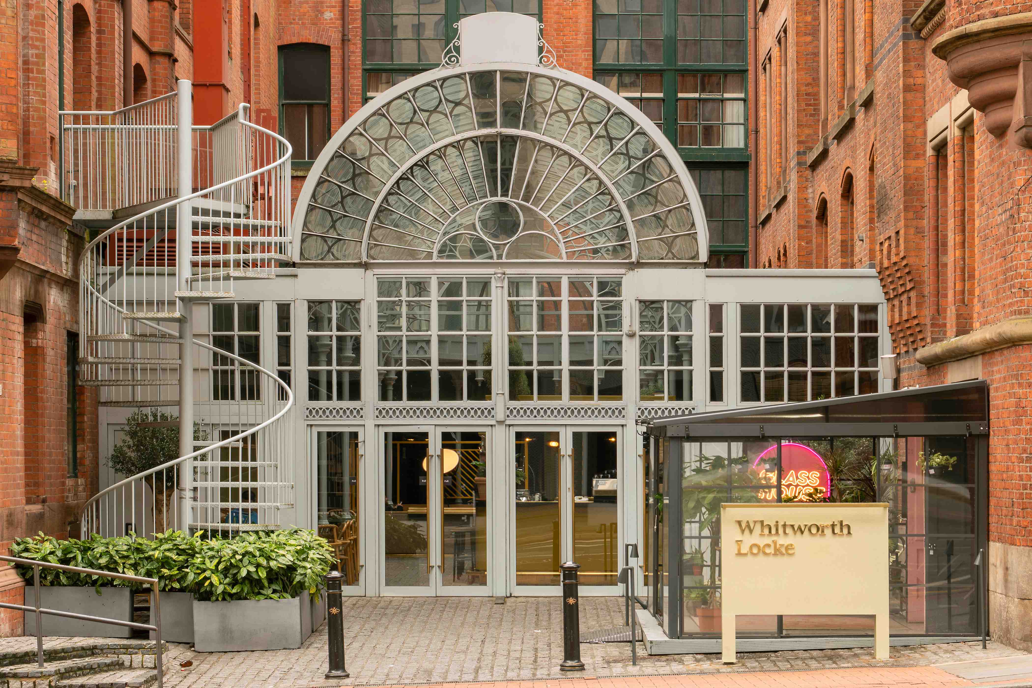 Exterior : Whitworth Locke, Civic Quarter