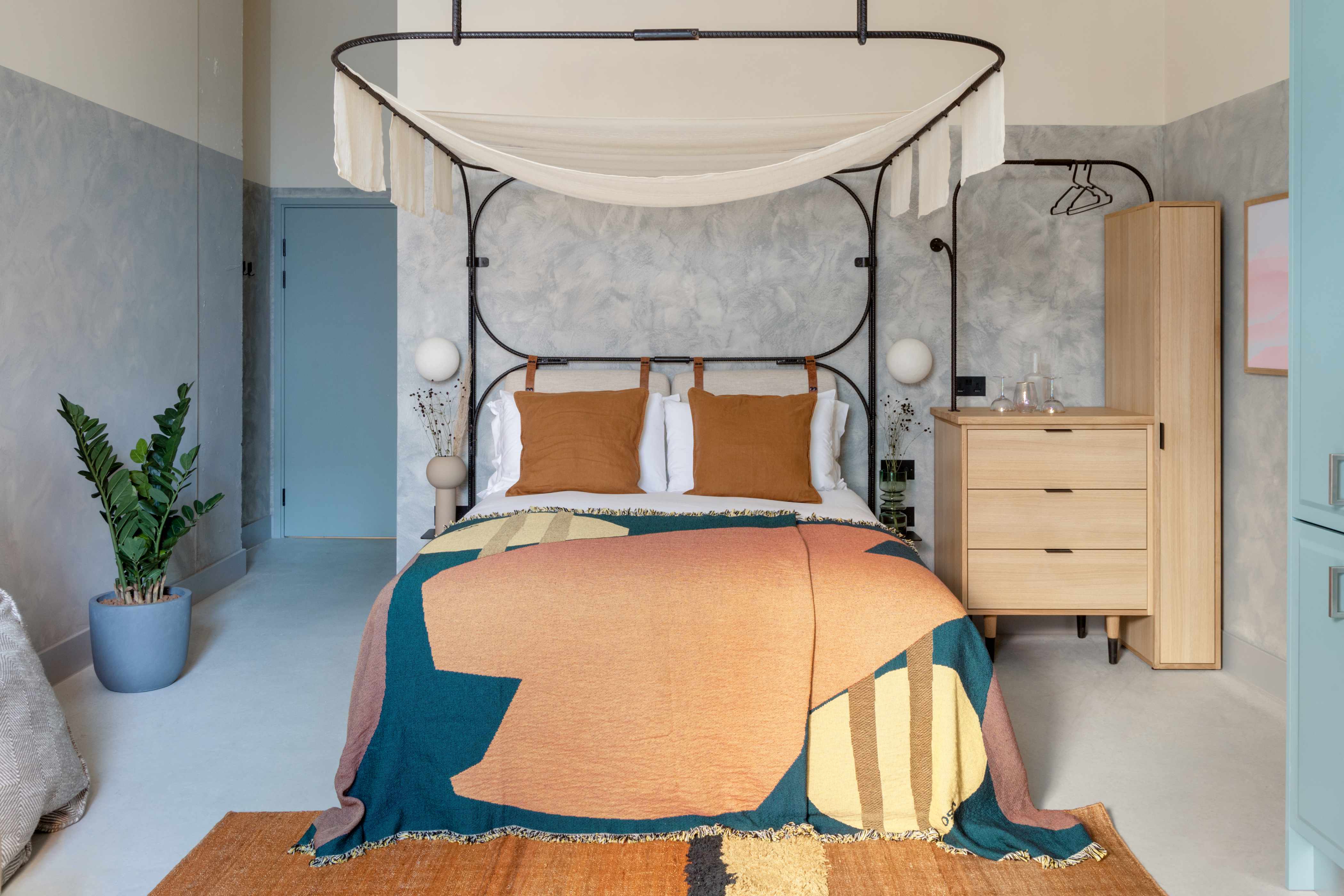 Bedroom : Courtyard-Suite