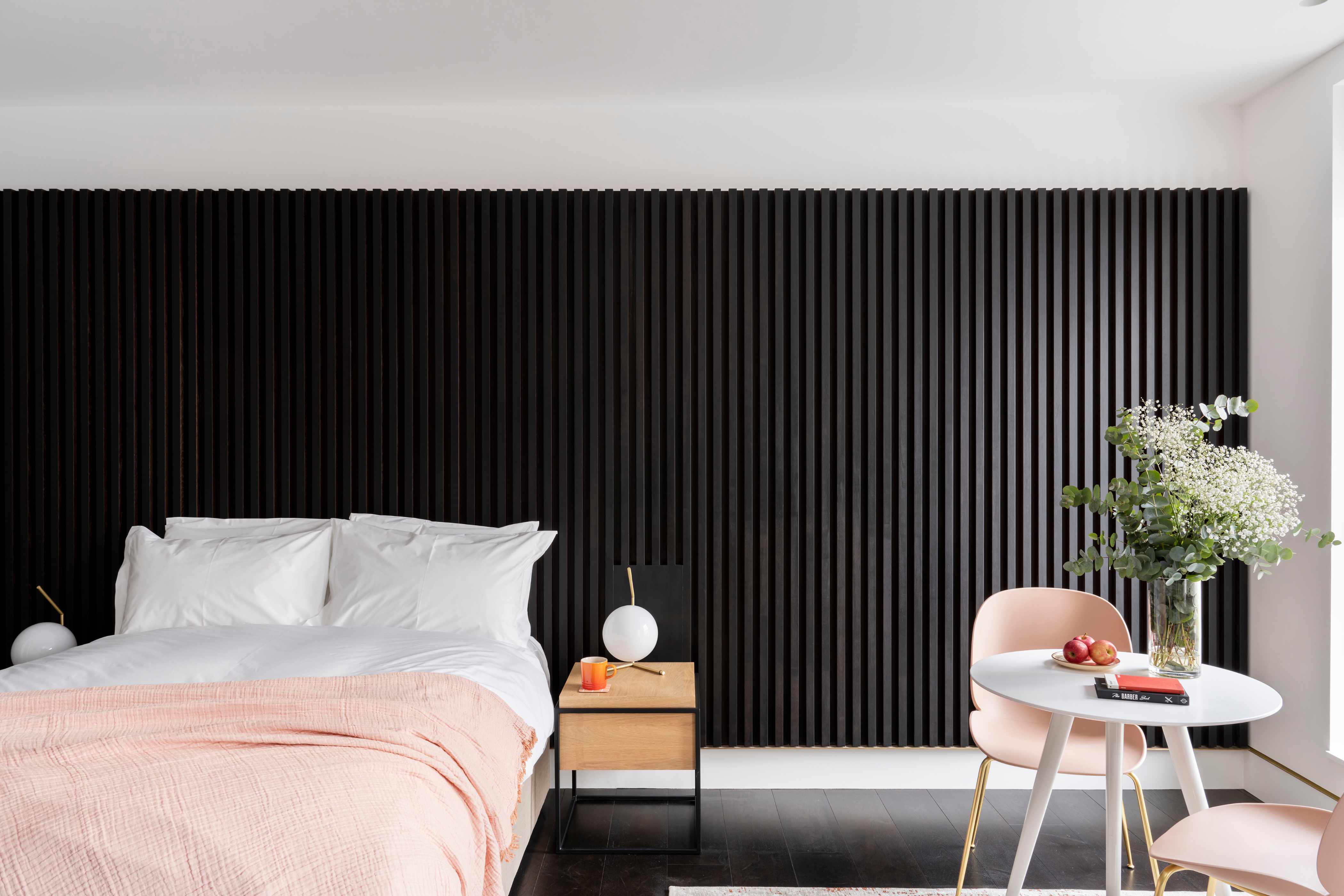 Bedroom : Large-Studio-accessible