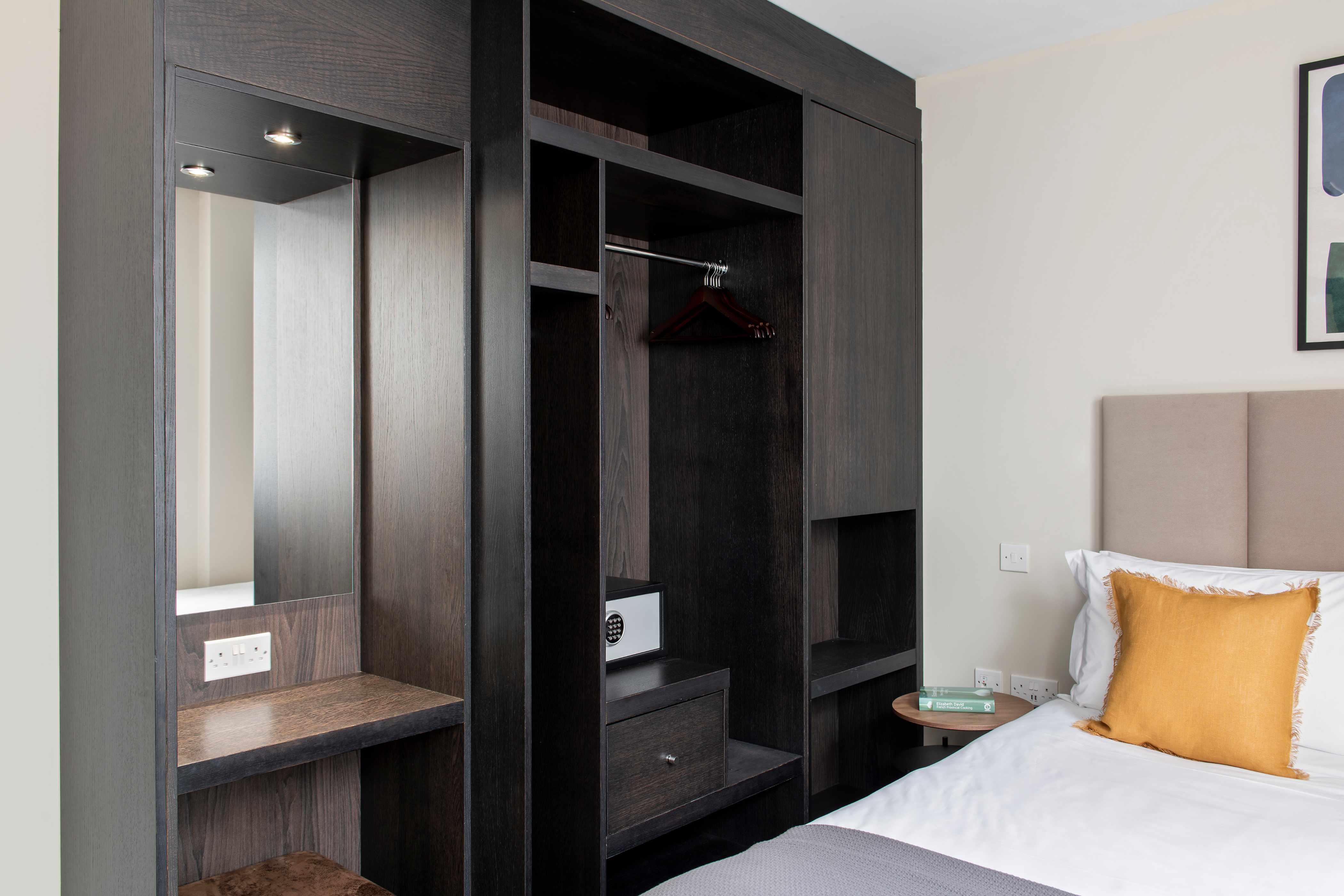 Bedroom : One-Bedroom-Appartment