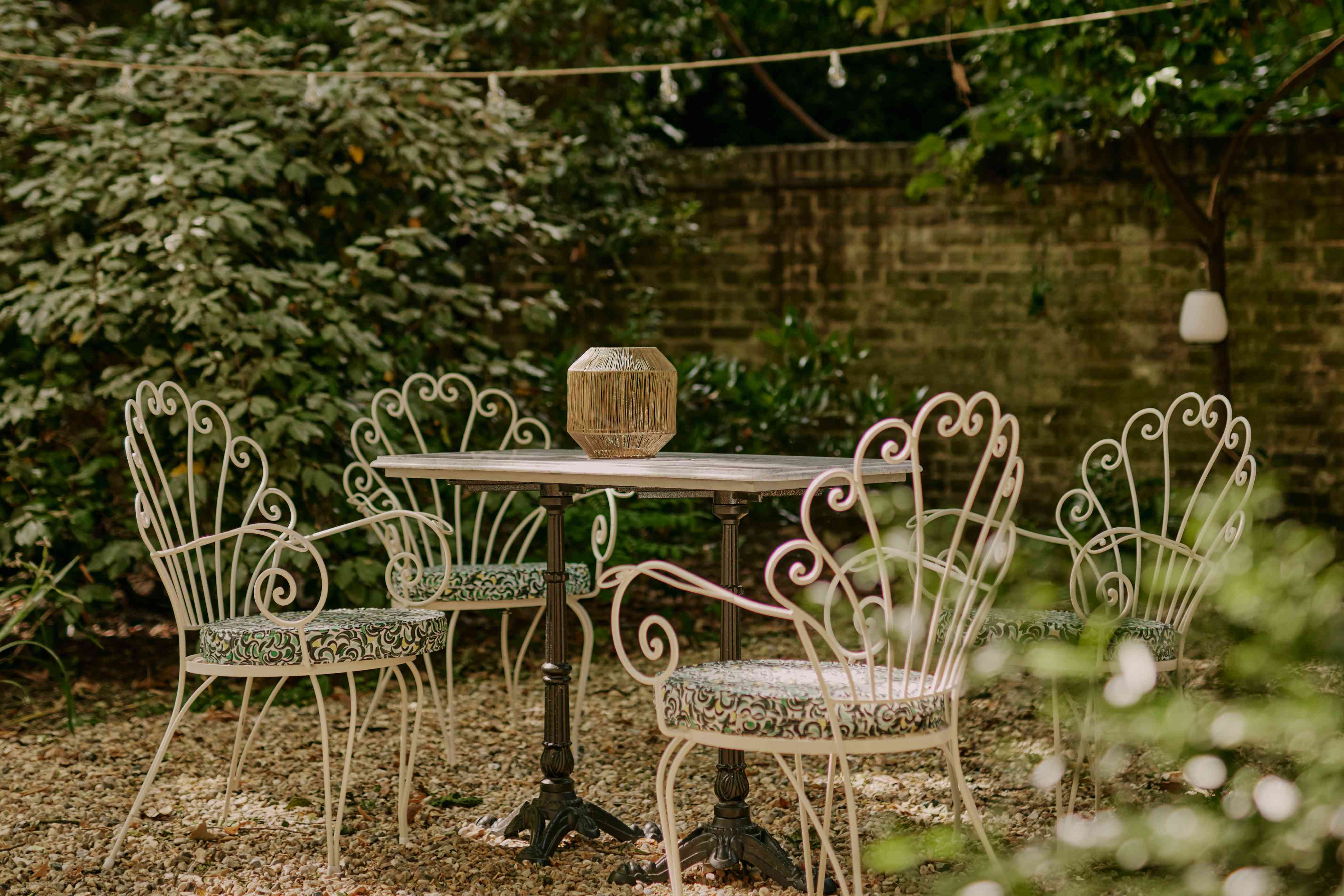 Garden : Ember Locke, Kensington