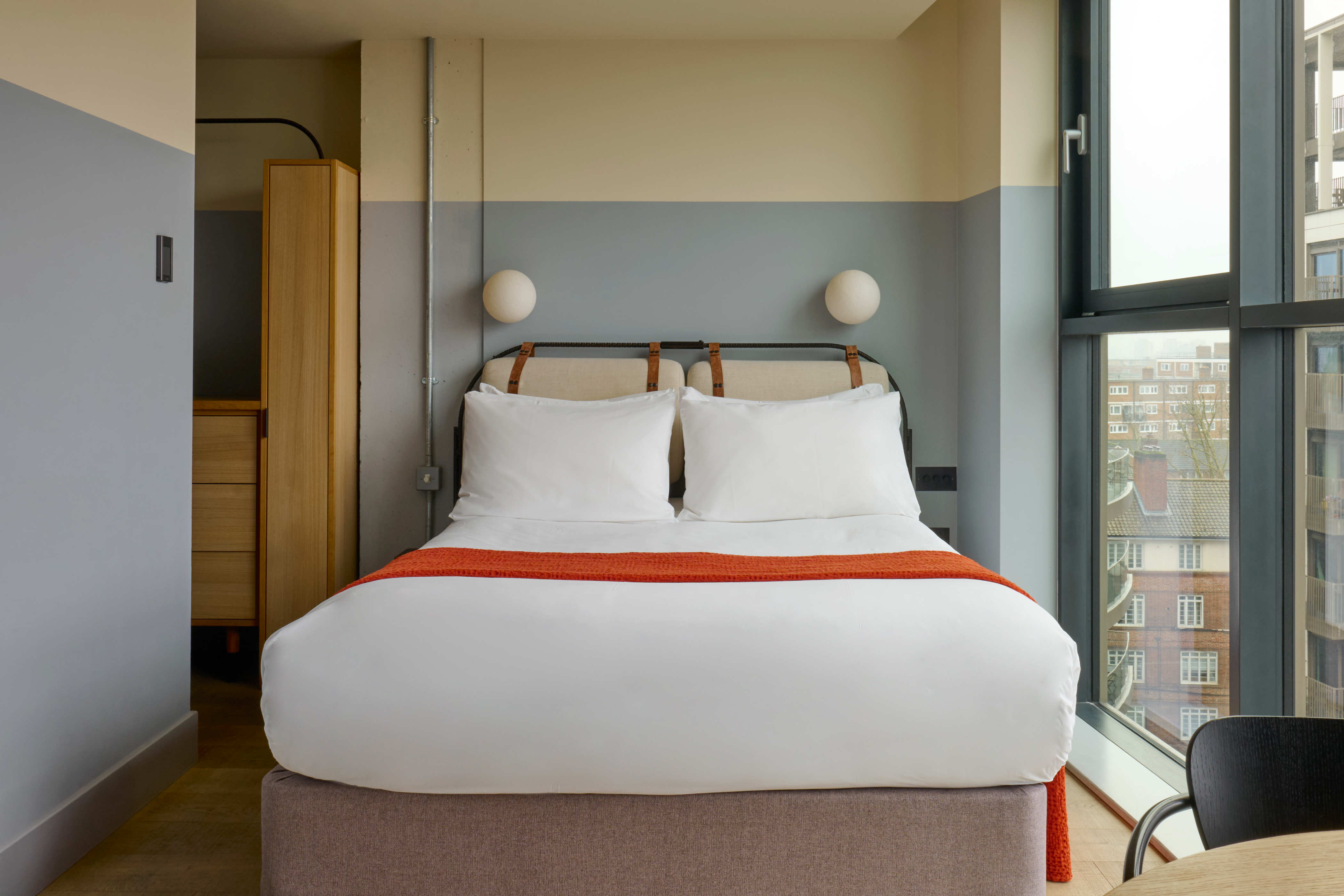 Bedroom : City-Studio-Skyline