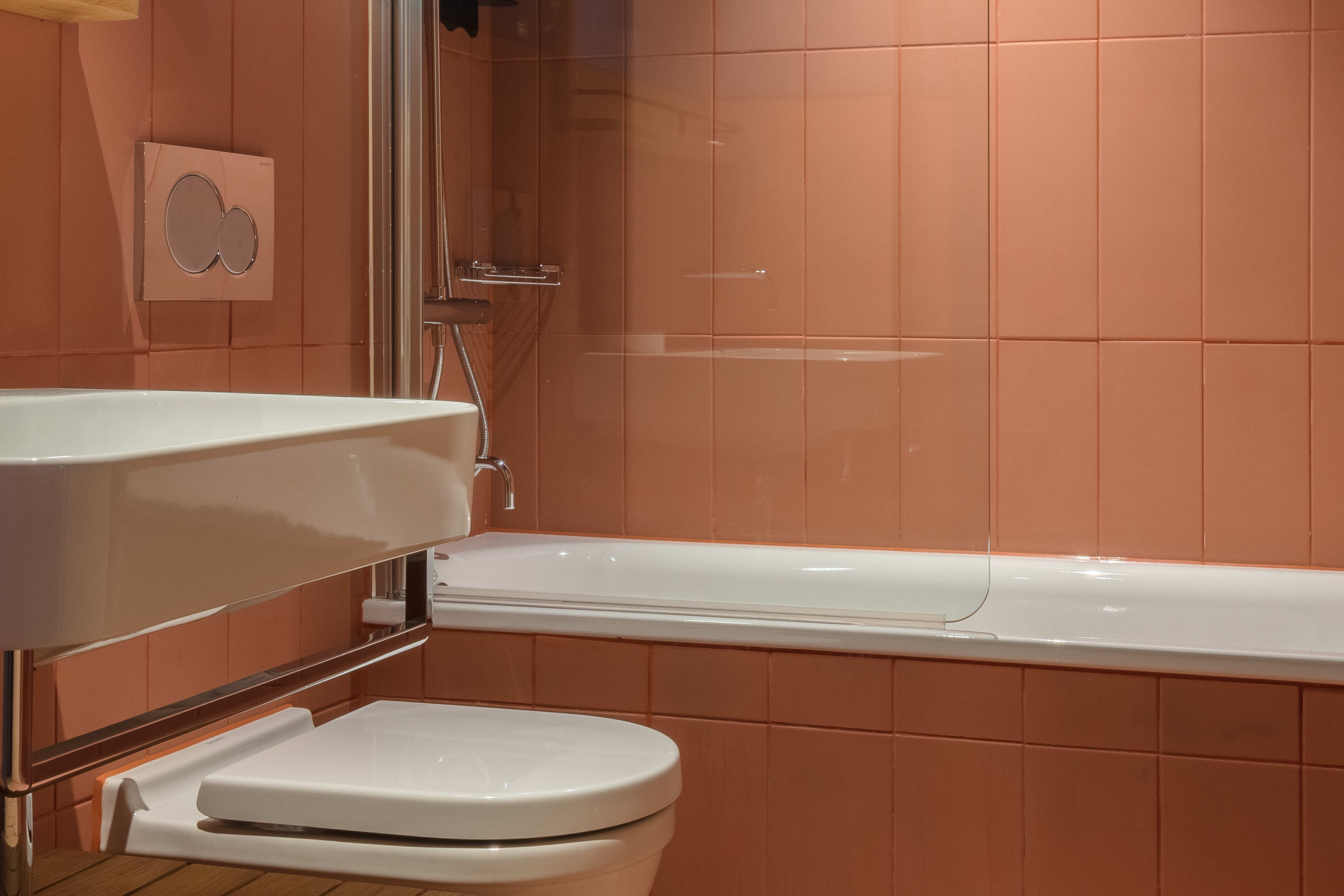 Bathroom : Whitworth Locke, Civic Quarter