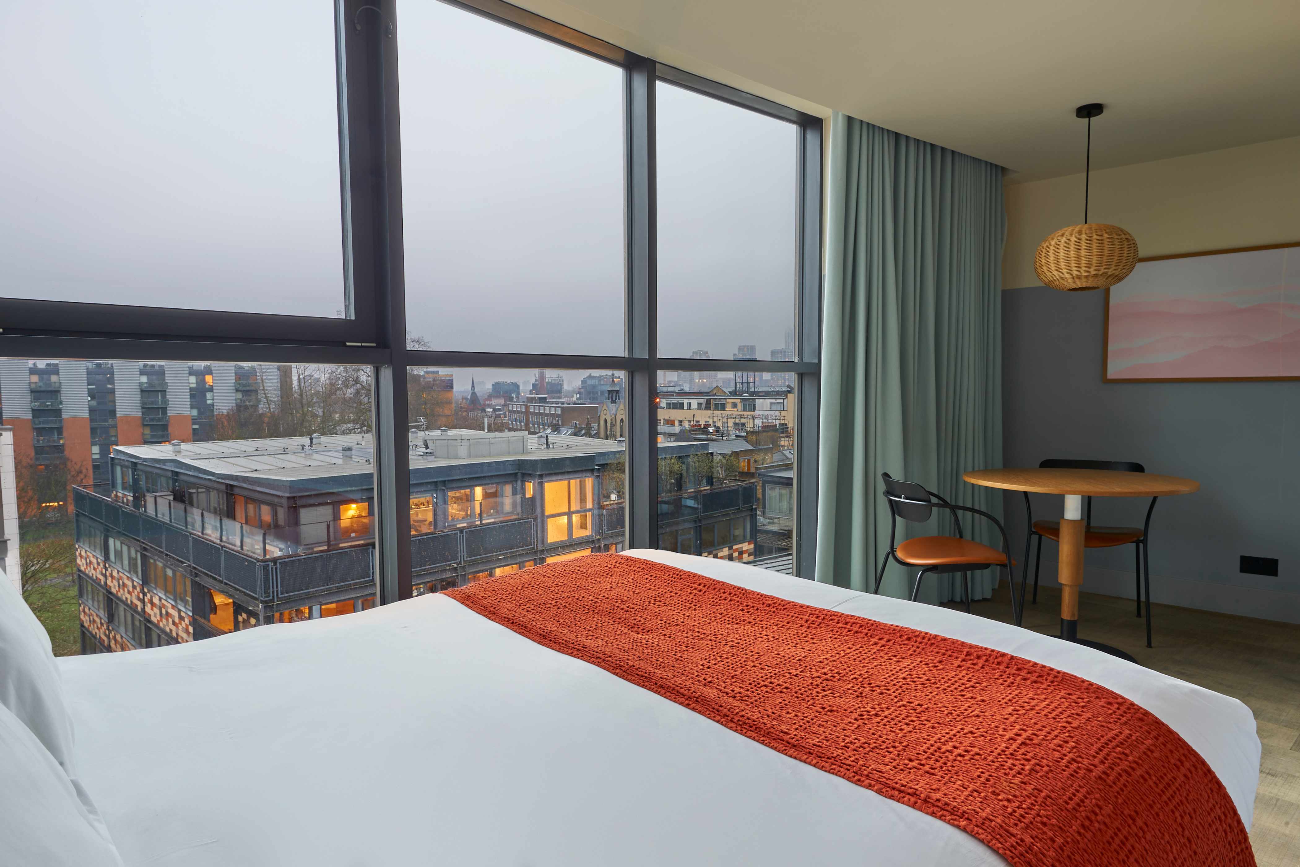 Bedroom : City-Studio-Skyline