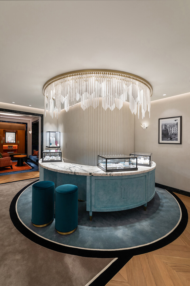 Images Boucheron Osaka Shinsaibashi