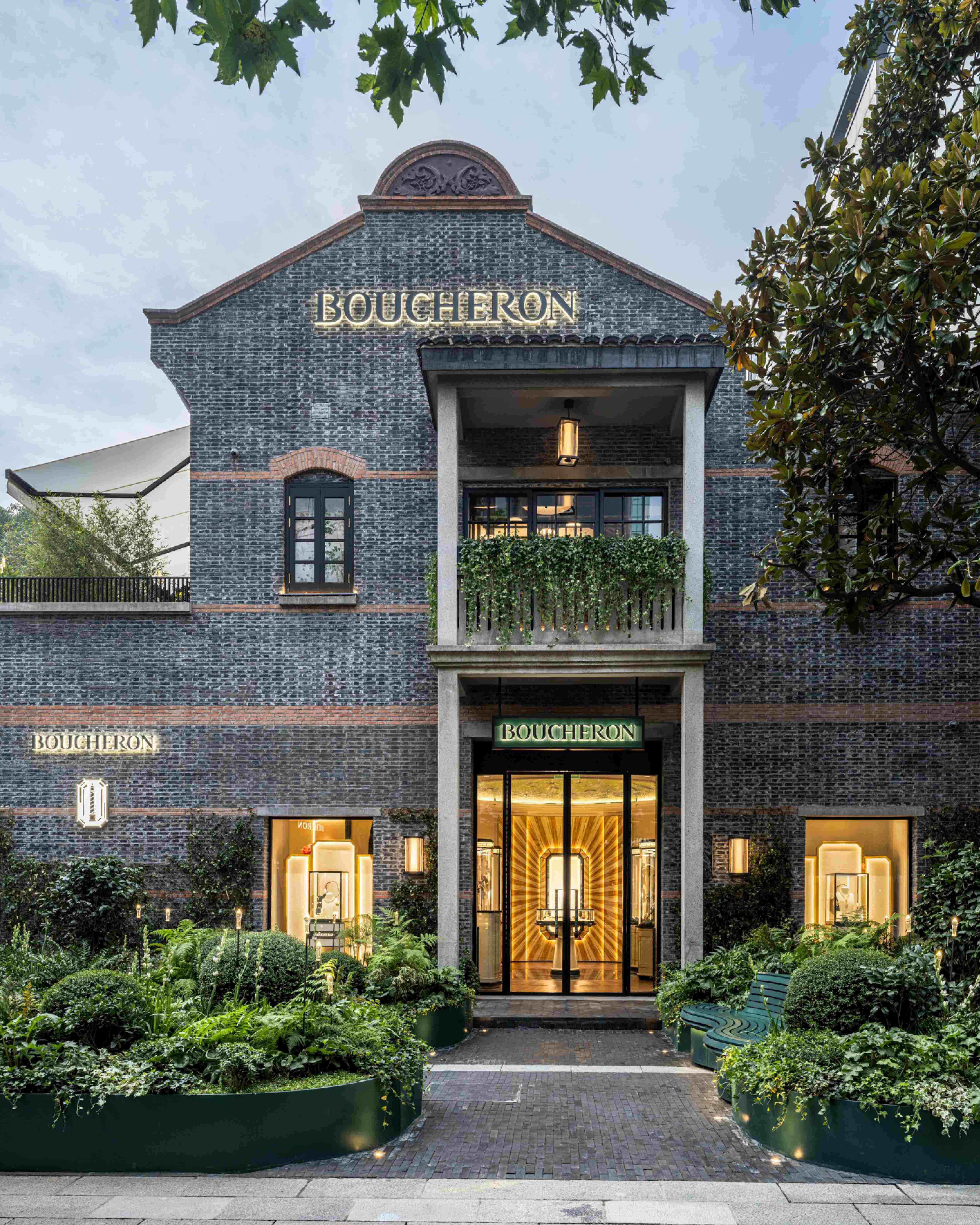 Xintiandi, a cultural bridge