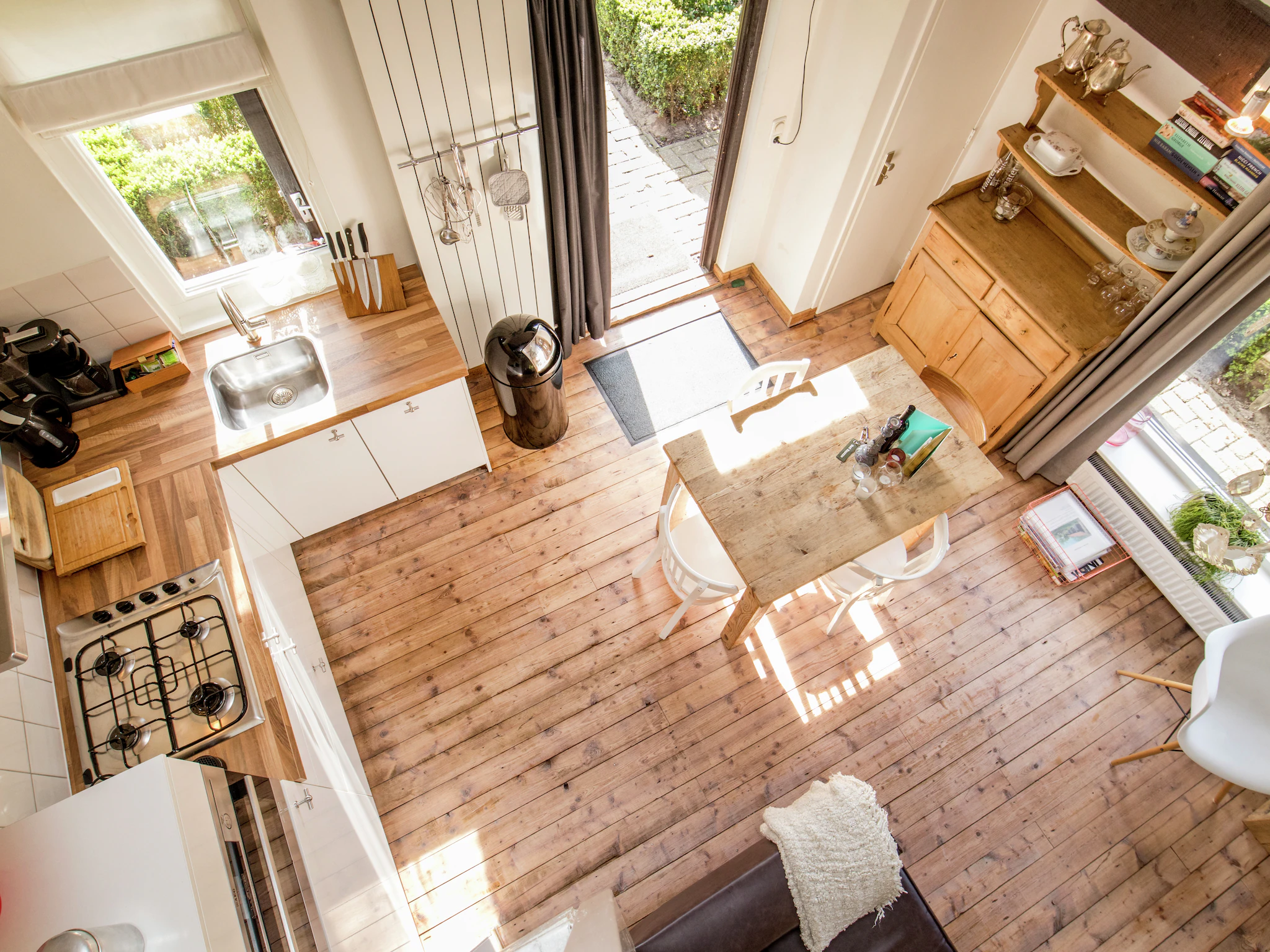 Foto's Mooi vakantiehuis in Leende met overdekt terras - Belvilla by Oyo