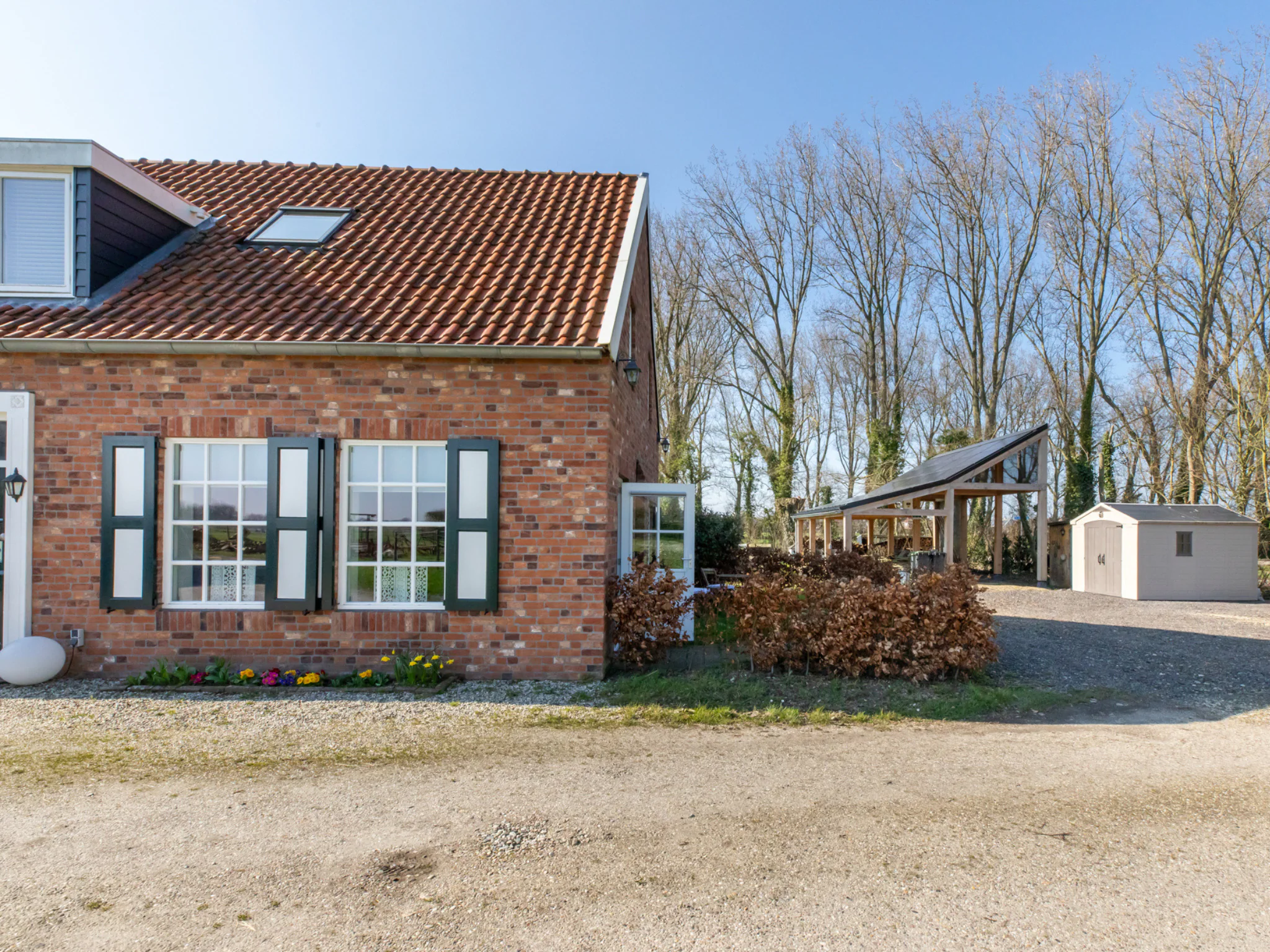 Foto's Gezellig vakantiehuis met tuin - Belvilla by Oyo