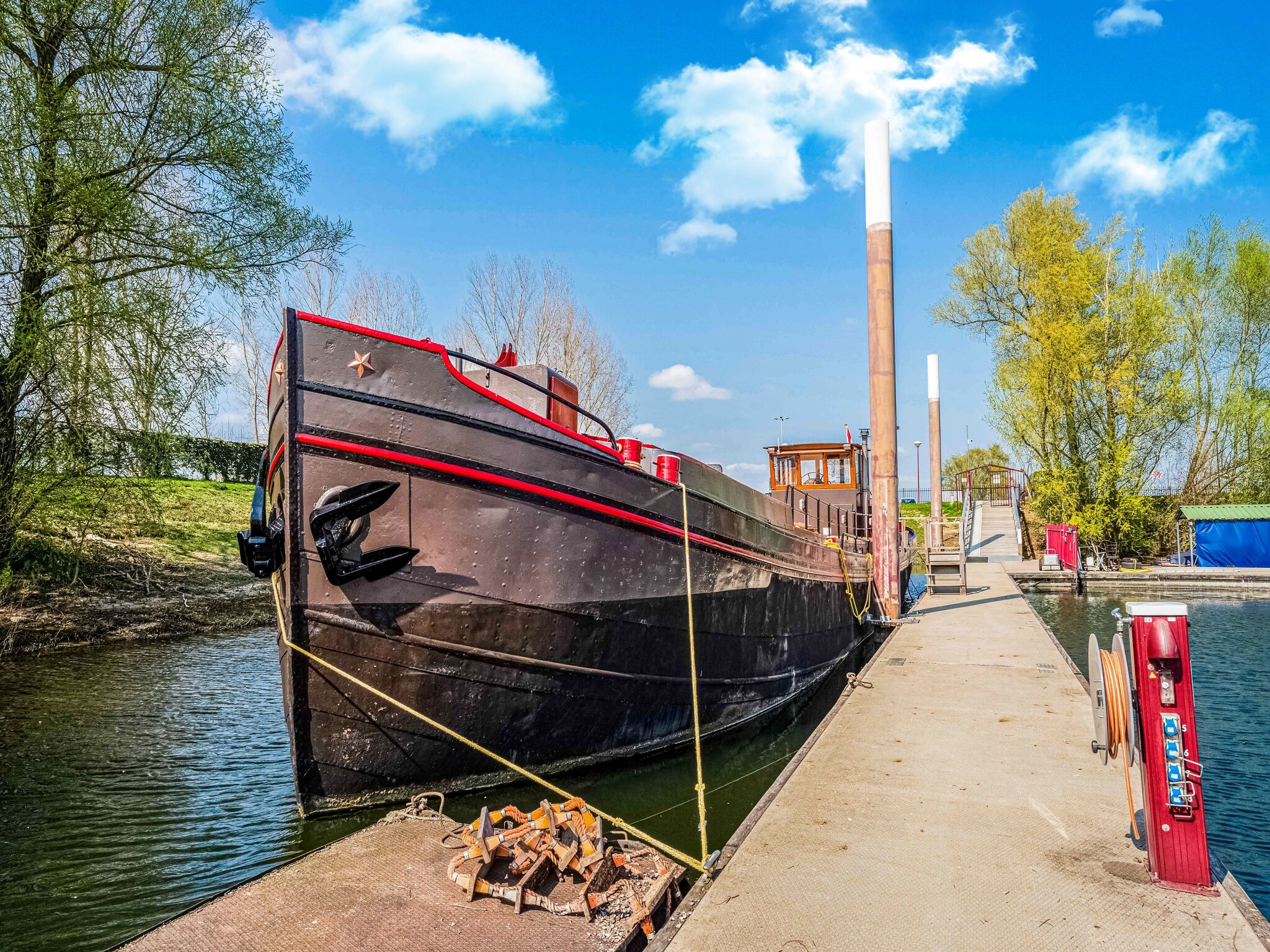 Foto's Luxe boot in Kerkdriel - Belvilla by Oyo