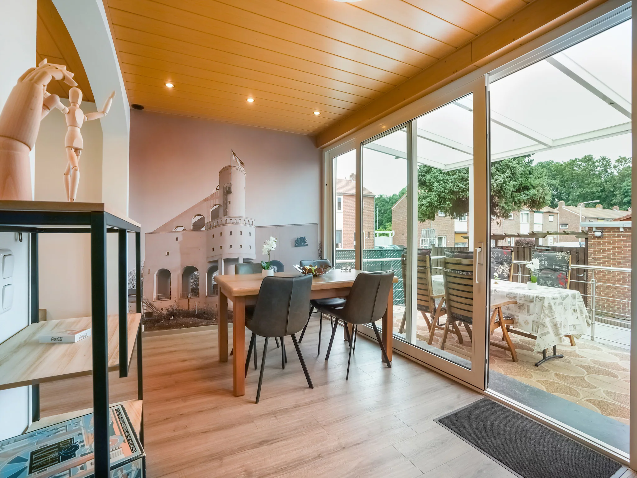Foto's Rijtjeshuis in Kerkrade met tuin - Belvilla by Oyo