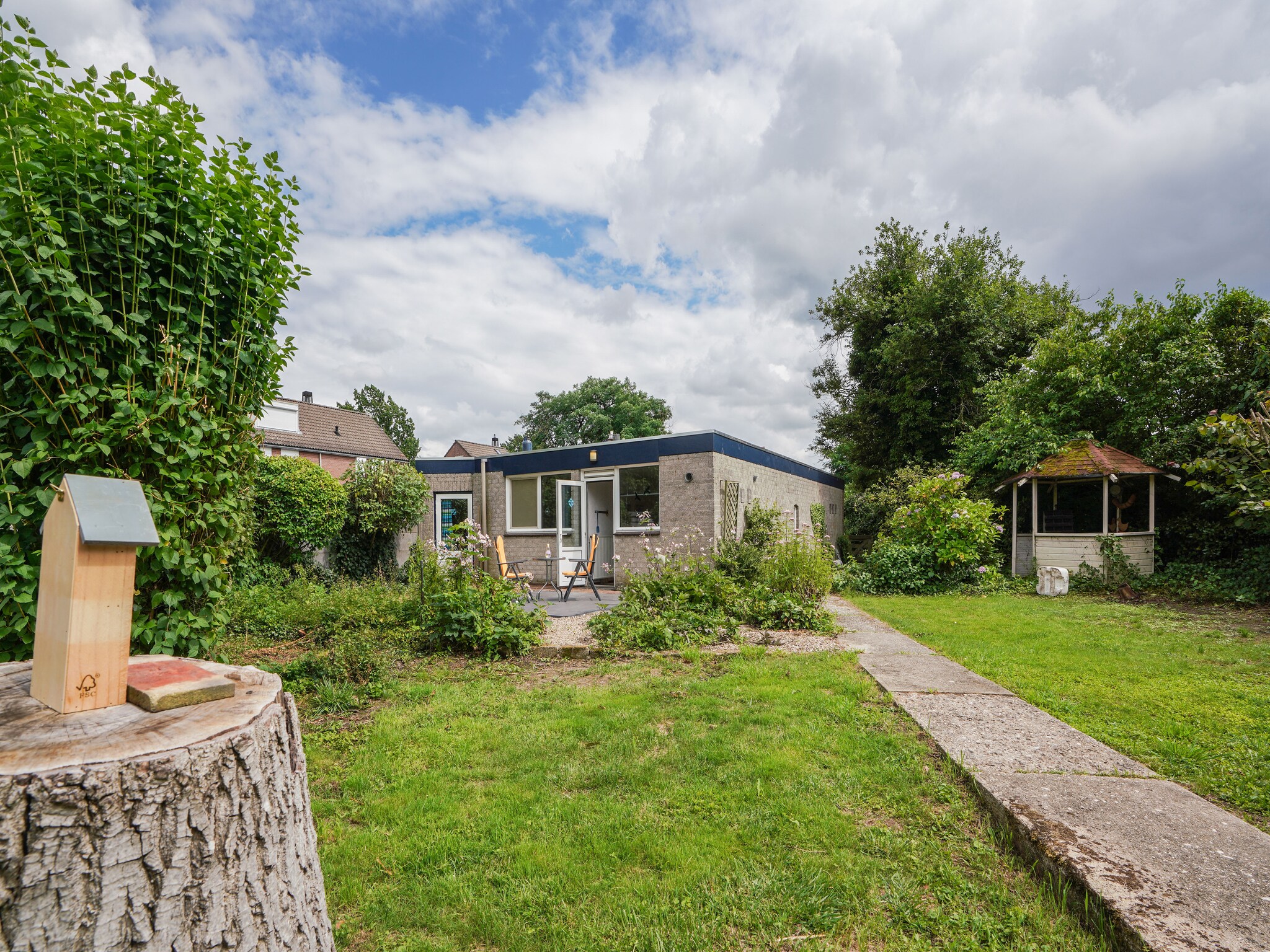 Foto's Gezellige bungalow in Landgraaf met terras en natuurtuin - Belvilla by Oyo