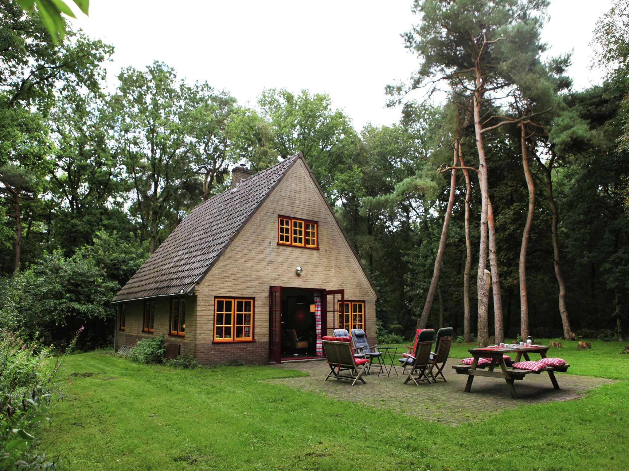 Foto's Vrijstaand vakantiehuis midden in de natuur - Belvilla by Oyo