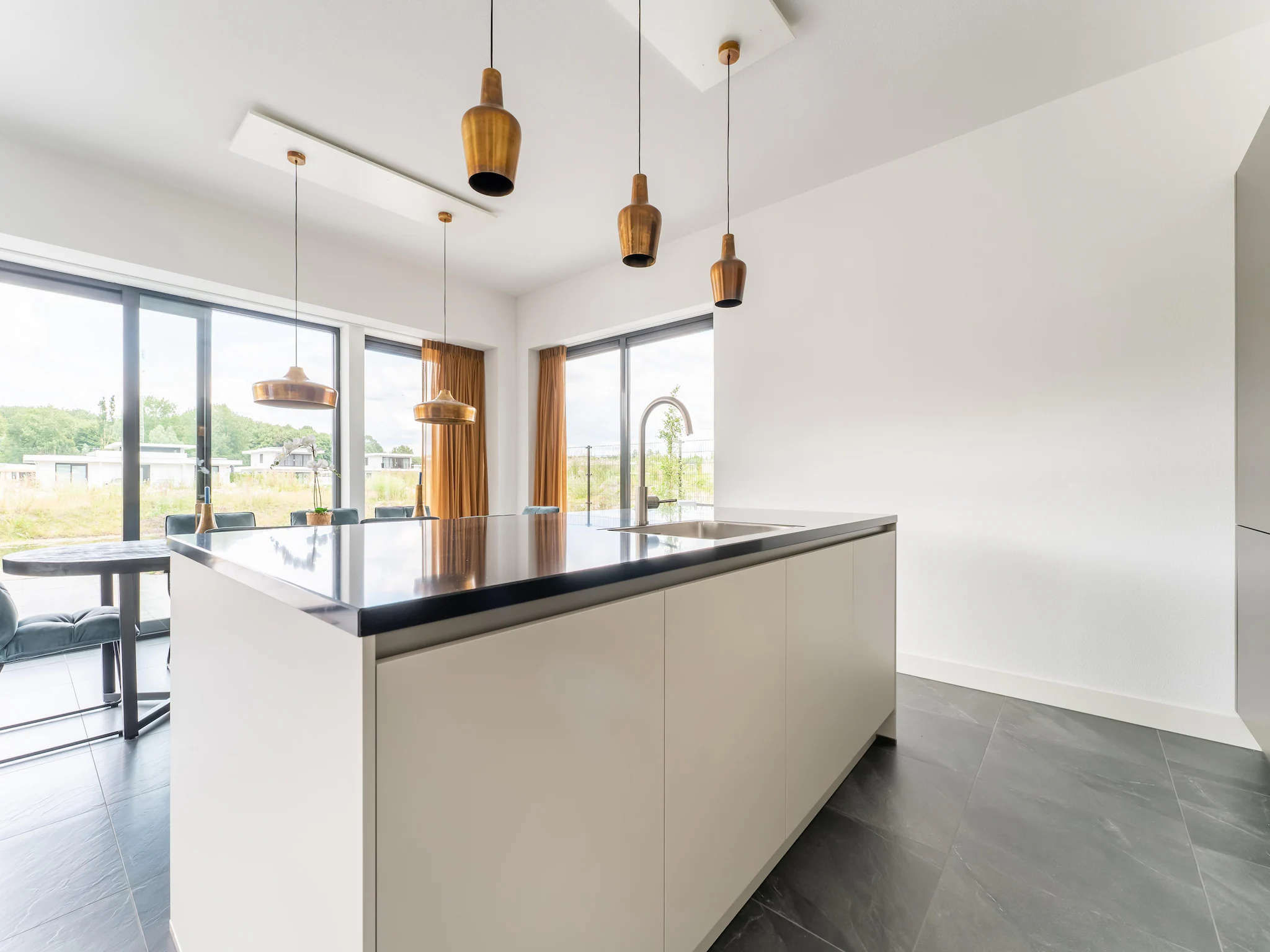 Foto's Luxe villa in Zeewolde met infraroodsauna - Belvilla by Oyo