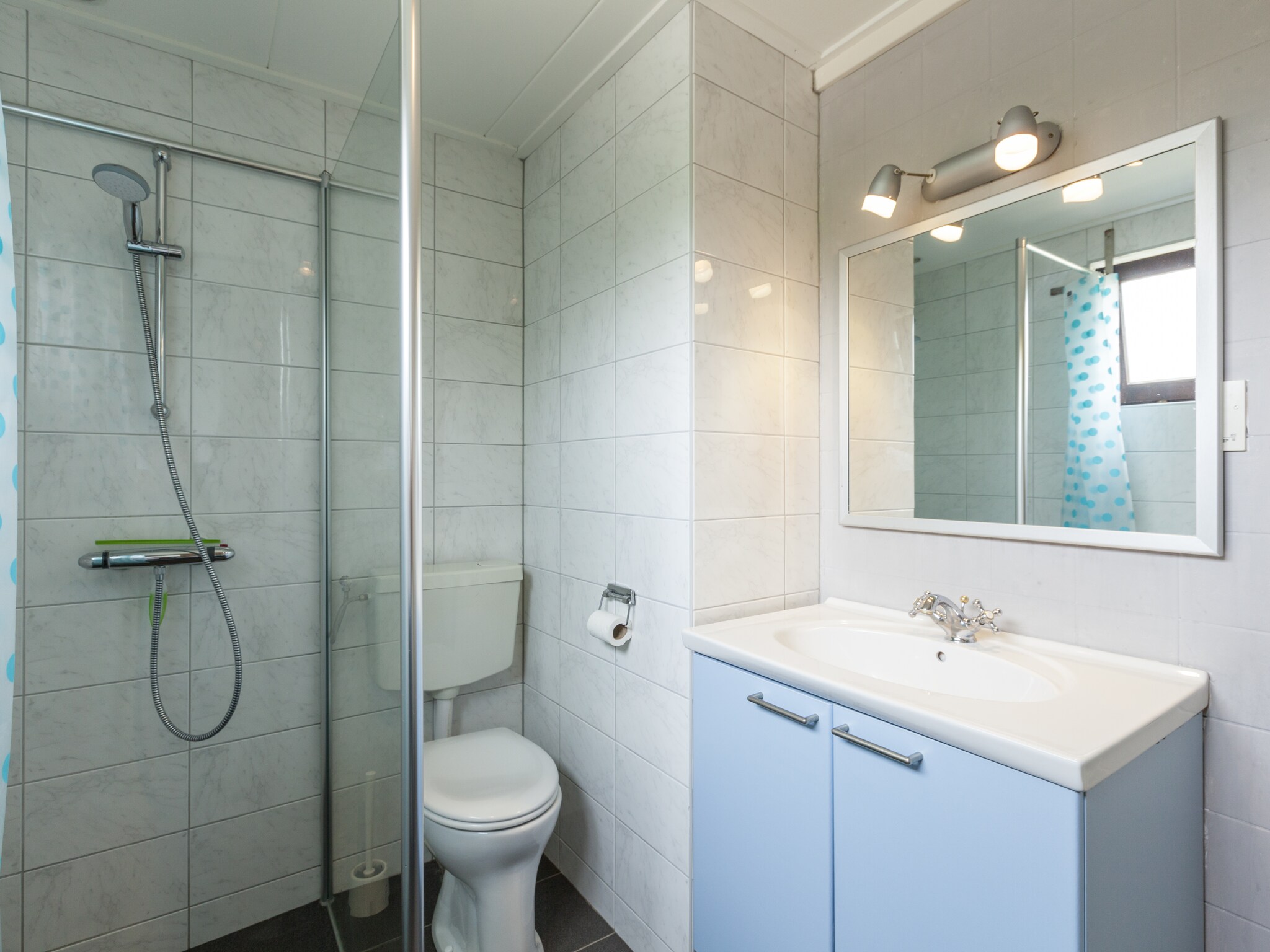 Foto's Heerlijk vakantiehuis in Wolphaartsdijk - Belvilla by Oyo