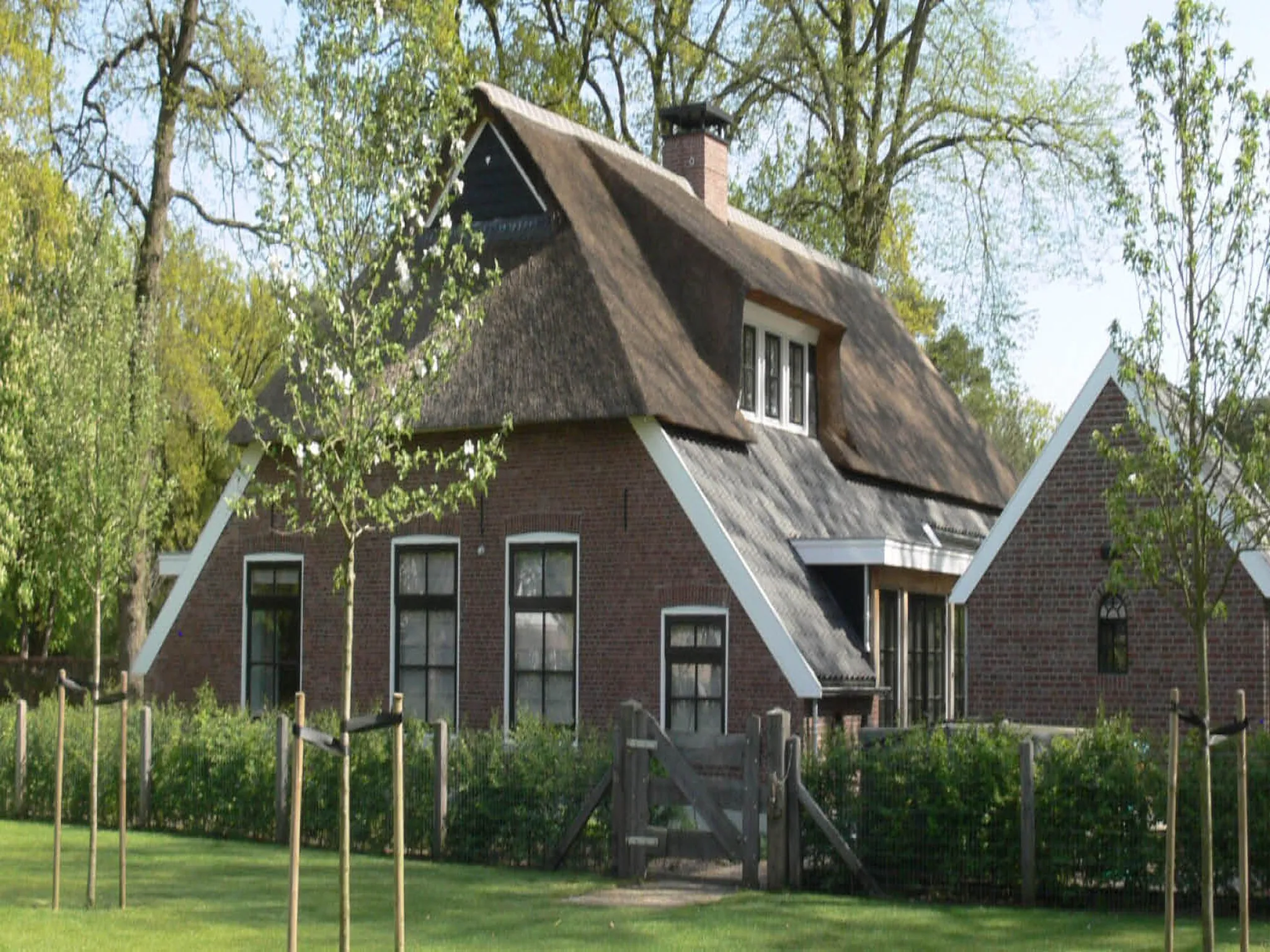 Foto's Prachtig vakantiehuis in Nijverdal met een Jacuzzi - Belvilla by Oyo