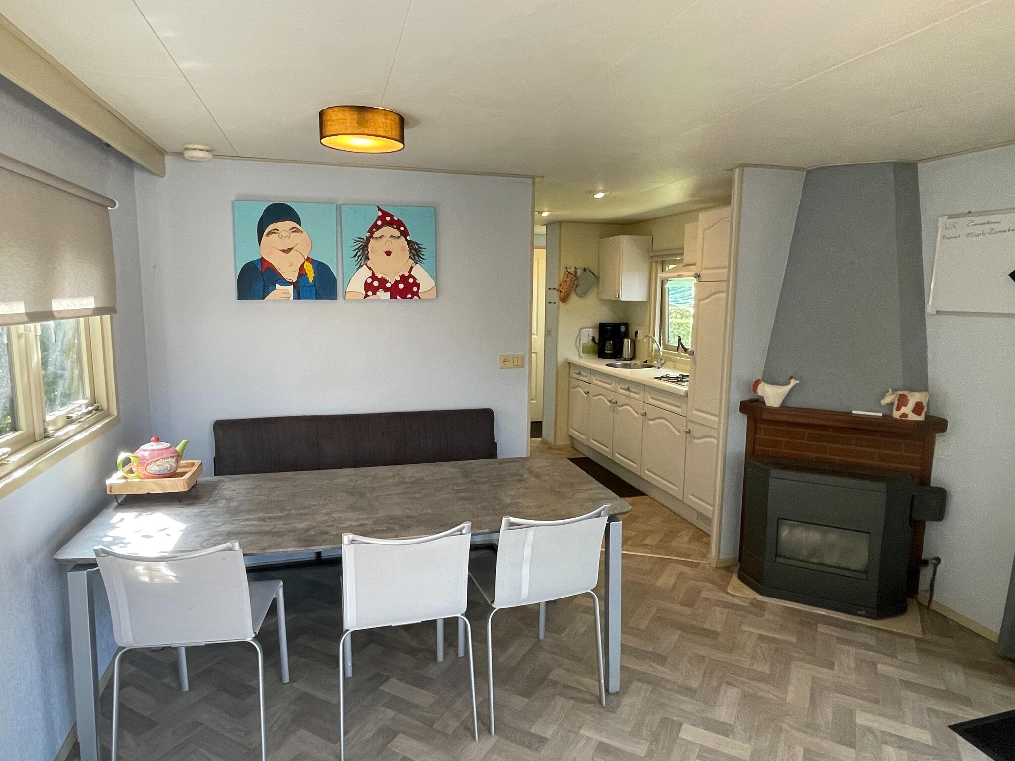 Foto's Schitterend chalet in Uden met een terras - Belvilla by Oyo